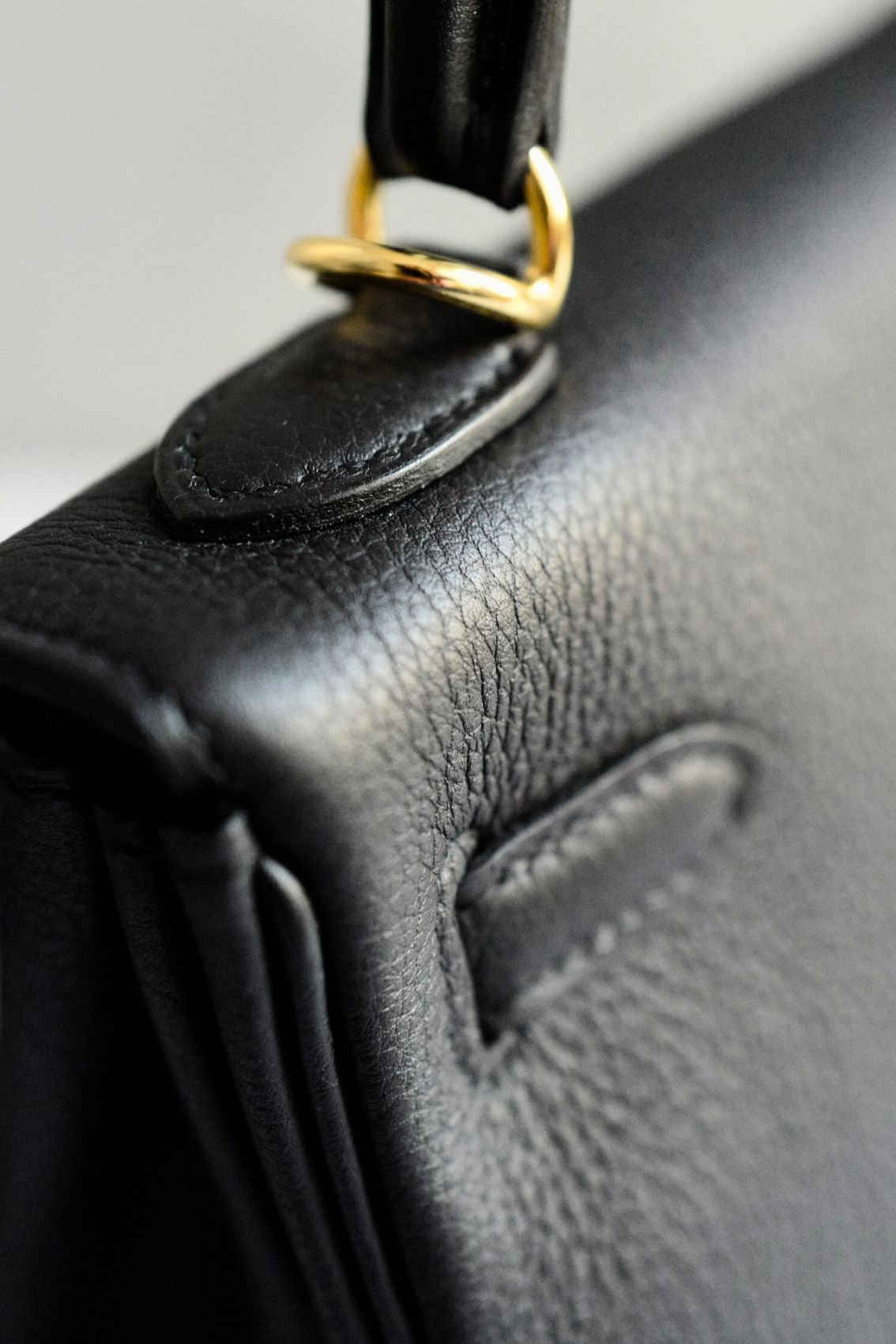 NEW Hermès Kelly 25 Black Togo Leather Gold Hardware K Stamp