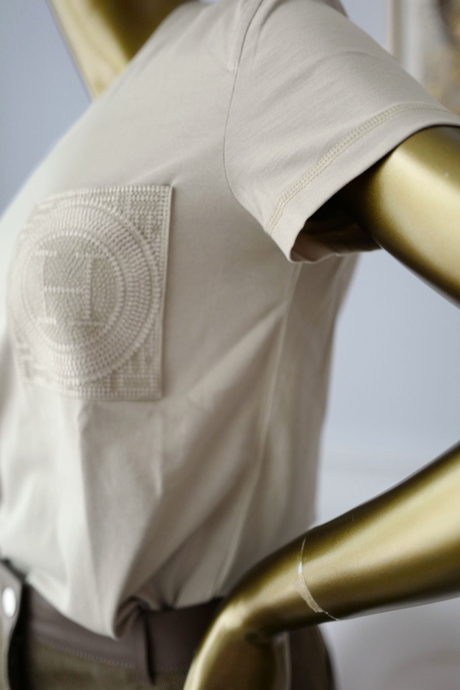 Hermès Embroidered Pocket T-shirt Beige Pierre D'Istrie Cotton Size 34