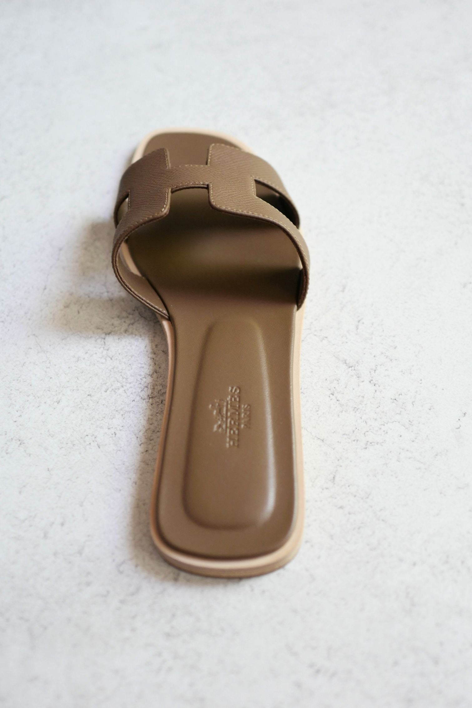 Hermès Oran Sandal Étoupe Calfskin Leather Size 38