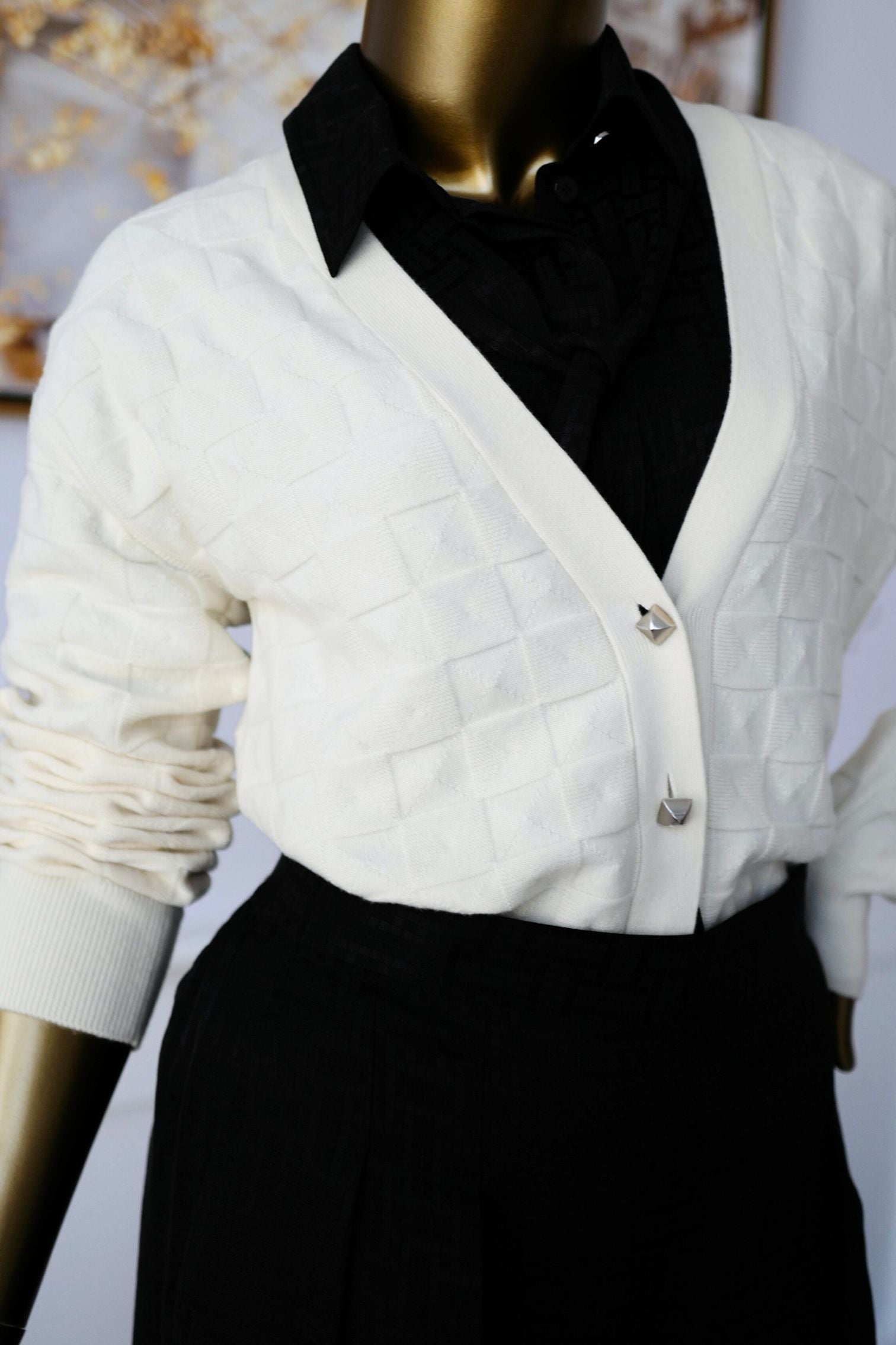 Hermès Maille Médor Softerwear Blanc Naturel Knit Cardigan Button Front Size 38