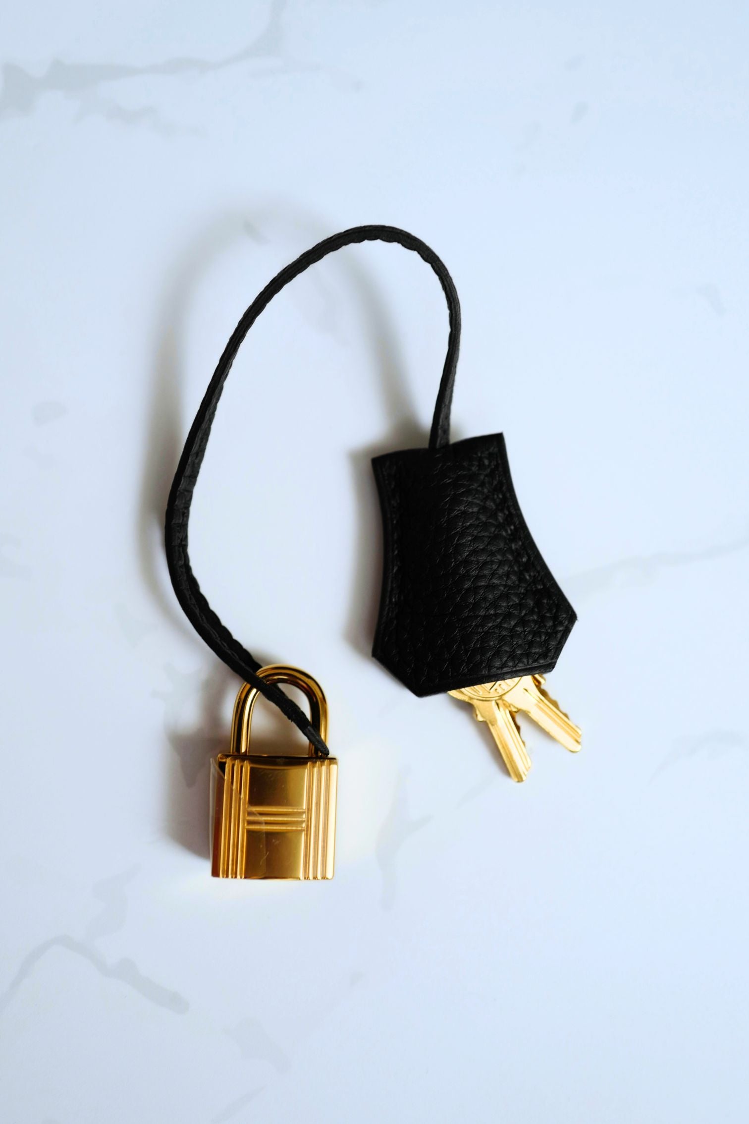 Hermès Kelly 25 Retourne Black Togo Leather Gold Hardware 2025