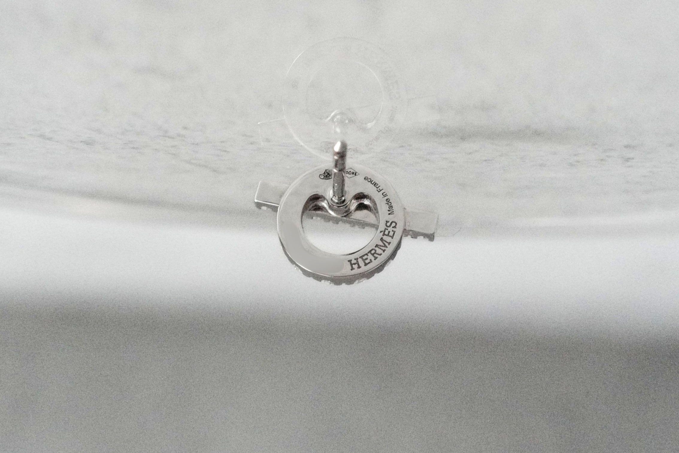 Hermès Finesse Earrings 18K White Gold 34 Diamonds
