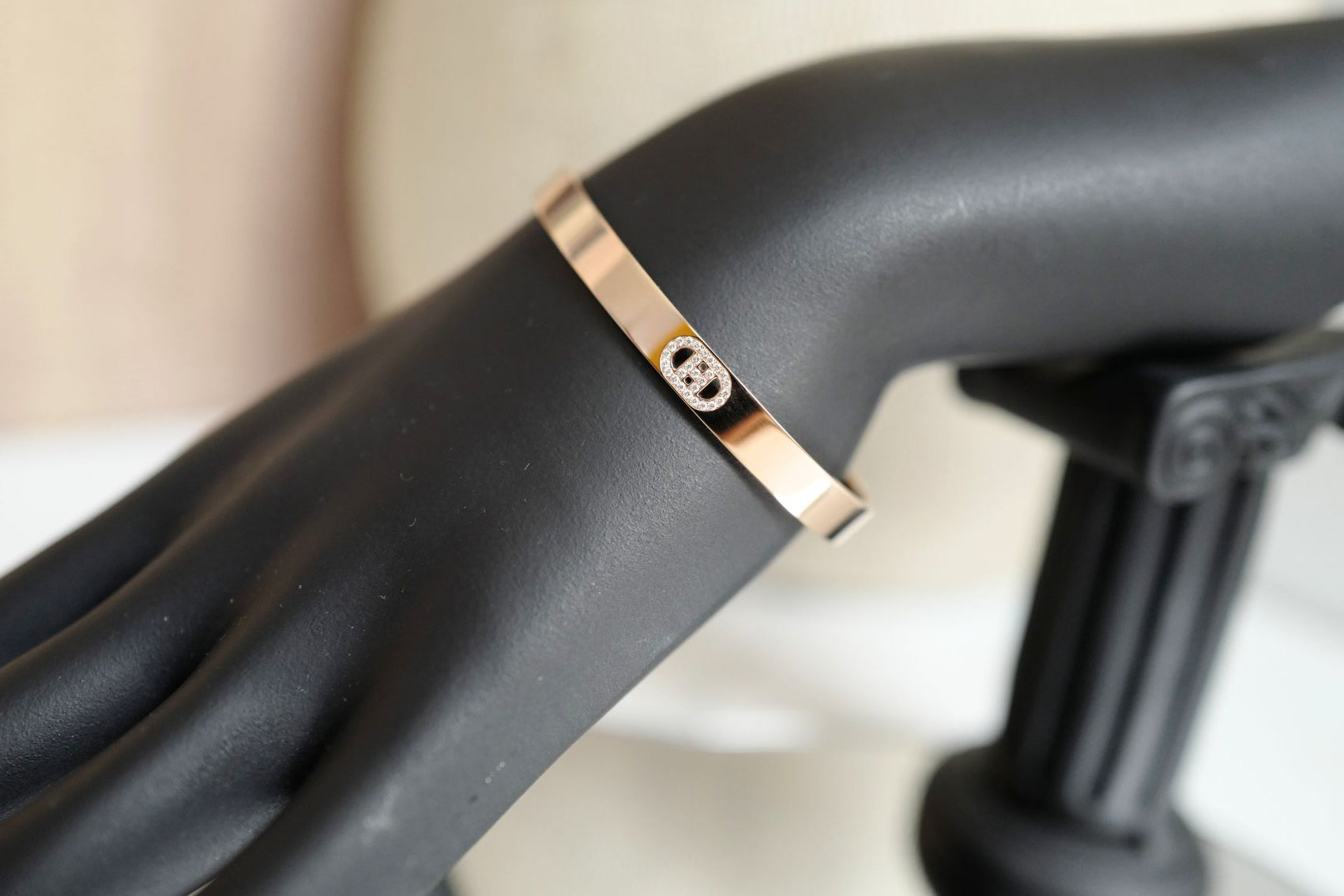 Hermès H d’Ancre Small Bracelet Rose Gold 18K SH