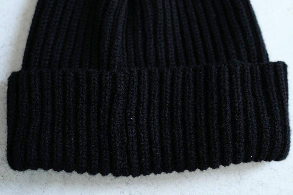 Chanel Black Cashmere Beanie Sequin CHANEL Logo Hat New 23