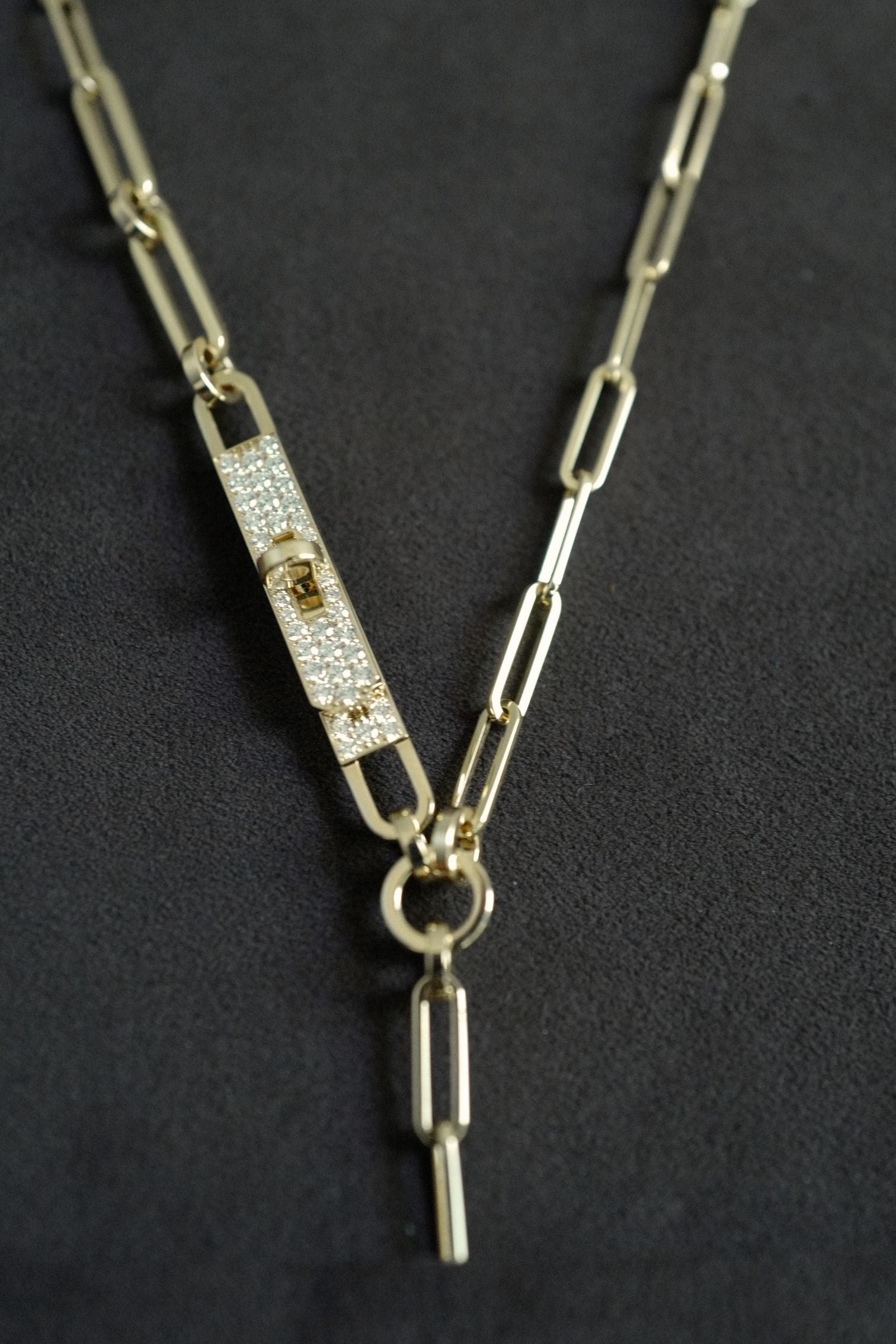 Hermès Kelly Chaine Lariat Necklace 18K Yellow Gold 41 Diamonds Size 40