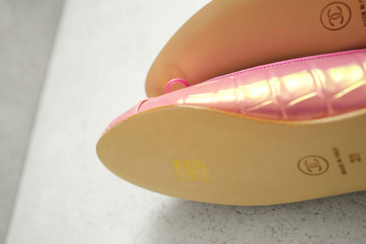 NEW Chanel 26K Matthieu Blazy's Ballet Flats Croc Embossed Calfskin Pink Size 39