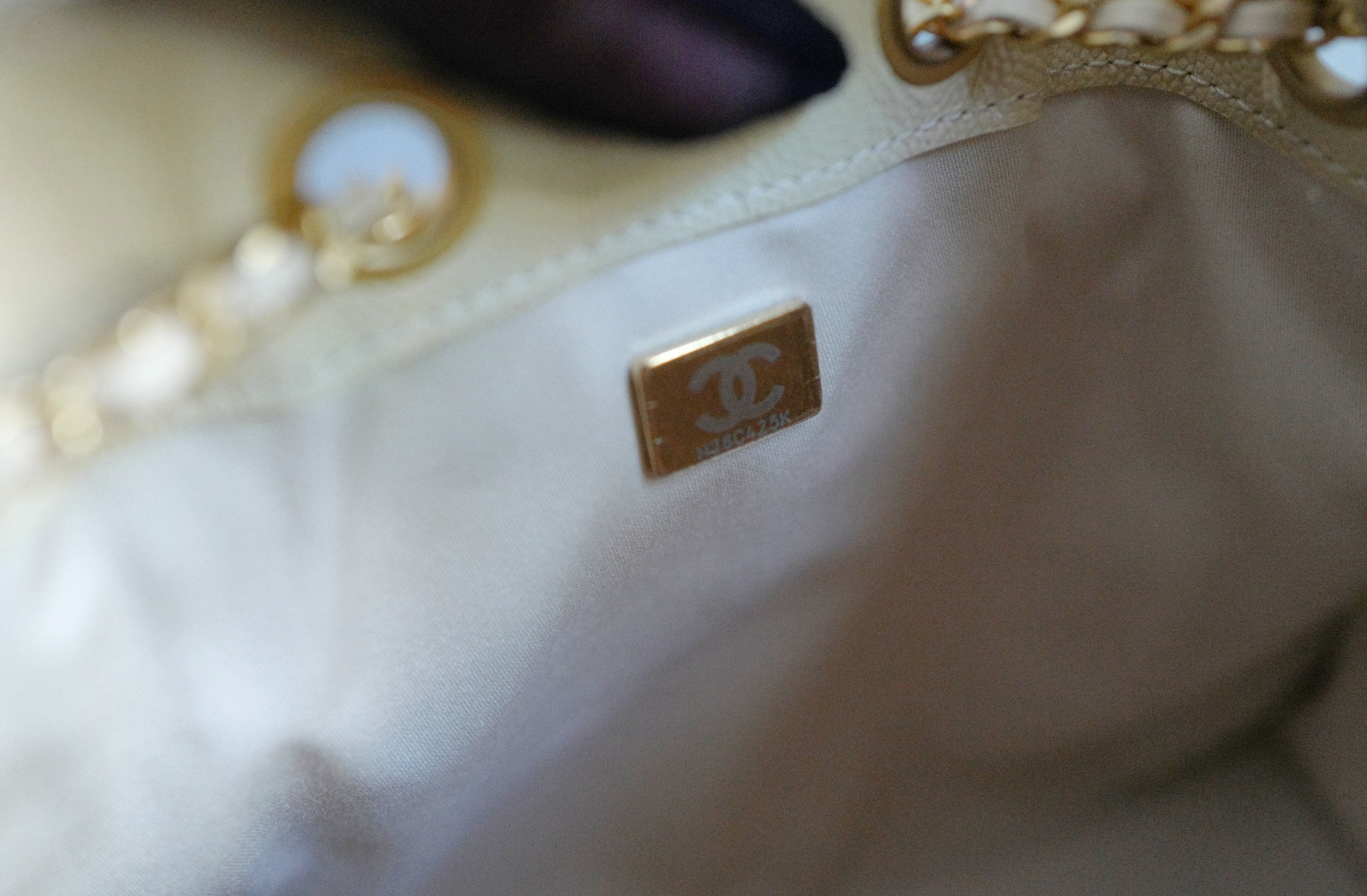 BNIB Chanel 25K Small Hobo Bag Light Beige with Gold Hardware