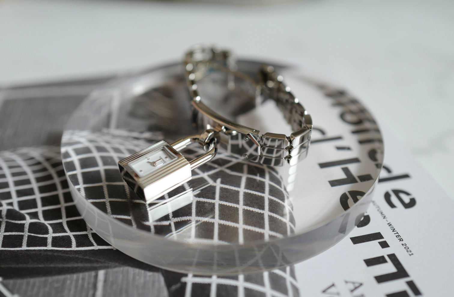 BNIB HERMES Kelly Steel watch, Mini model, 16 mm