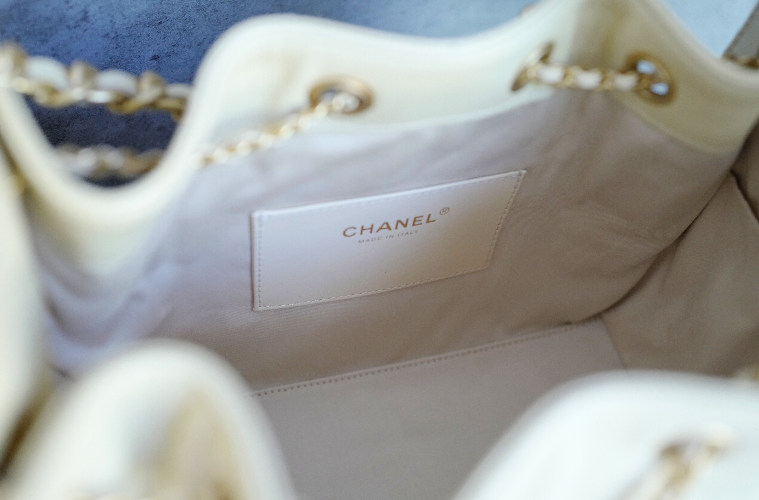 BNIB Chanel 25K Small Hobo Bag Light Beige with Gold Hardware
