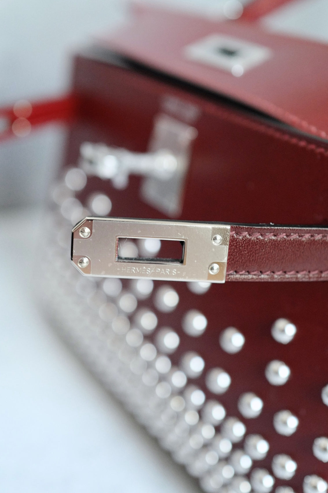 Hermès Kelly 20 Clouté Rouge H Palladium Hardware Stamp K