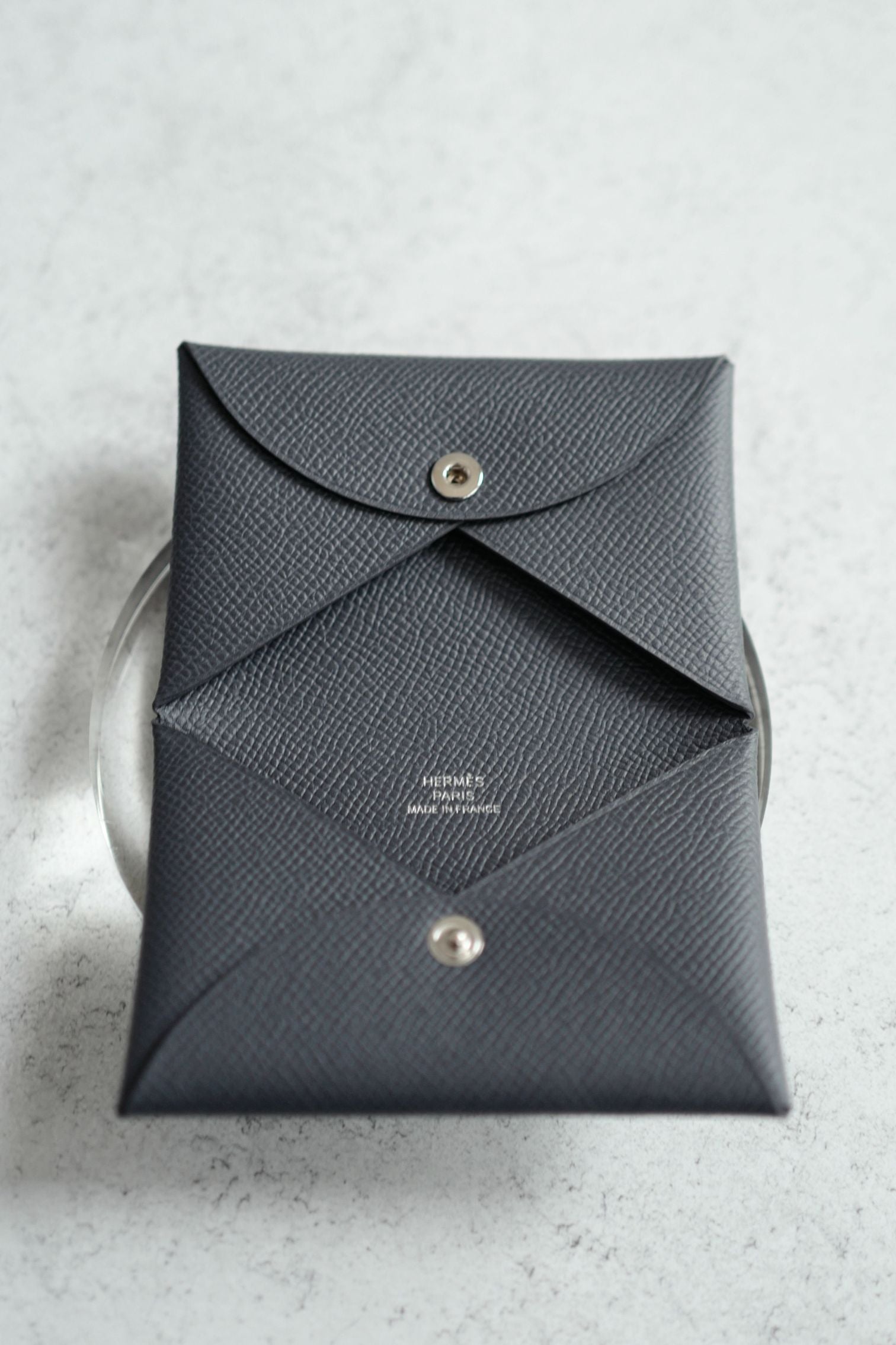 BNIB Hermes Calvi Duo in Gris Misty Epsom Leather Card Holder PHW