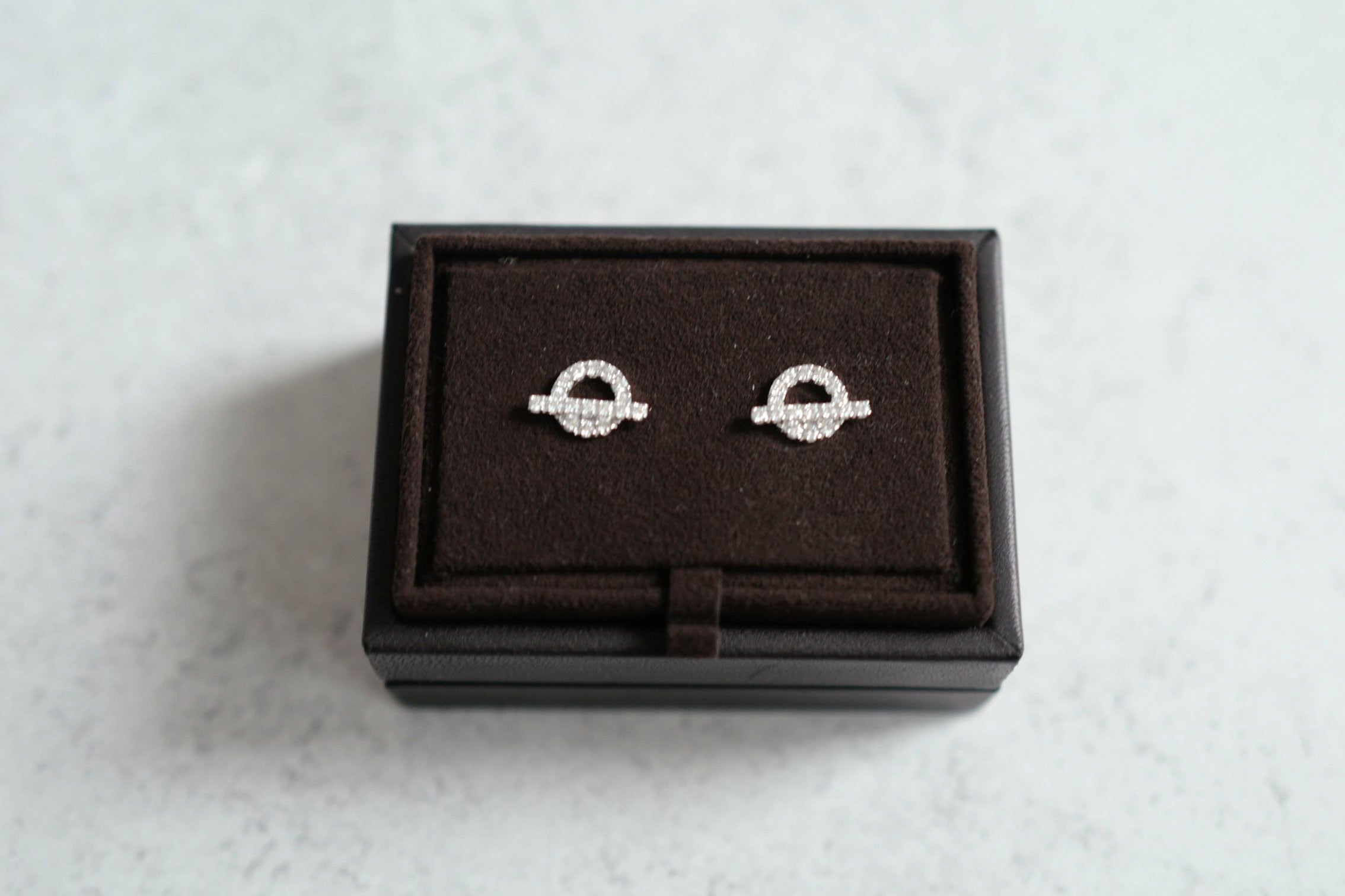 BNIB Hermes Finesse Earrings White Gold With Diamonds $11K Retail