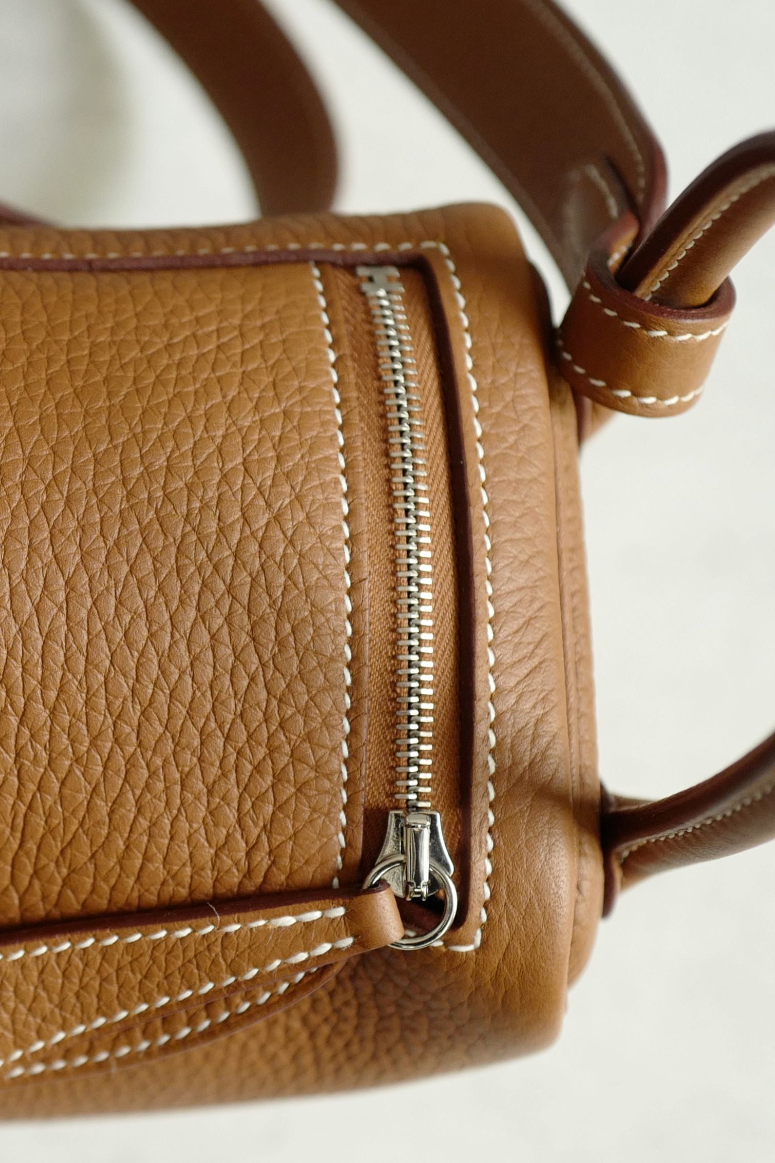 New Hermès Mini Lindy Gold Clemence Leather Palladium Hardware