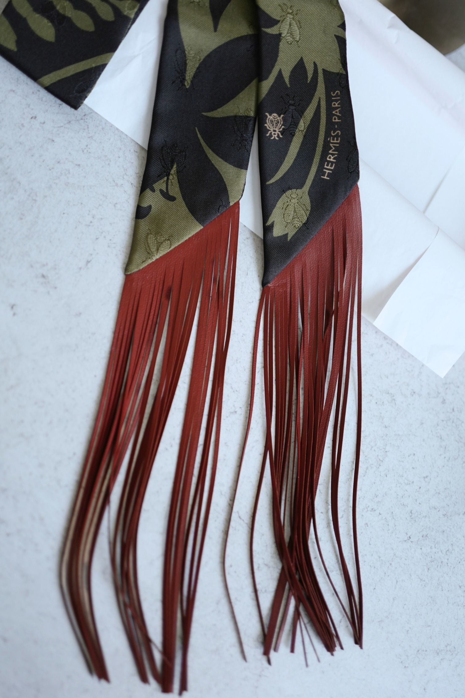 Hermès Twilly Bouquet Final Silk Noir/Vert Loden/Rouge H with Leather Fringe