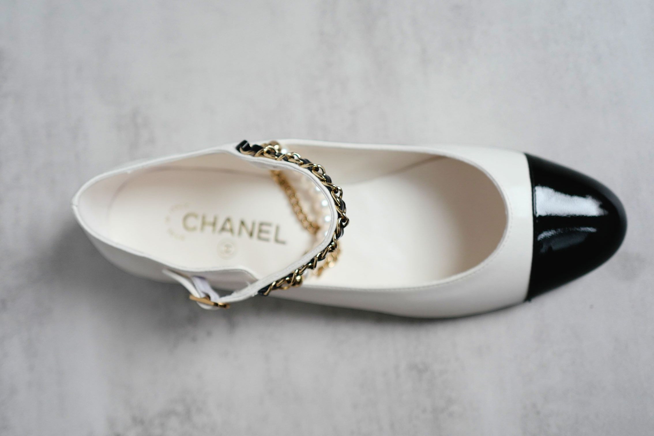 CHANEL Mary Jane Black/White Lambskin Patent Leather Pearl Detail Size 39