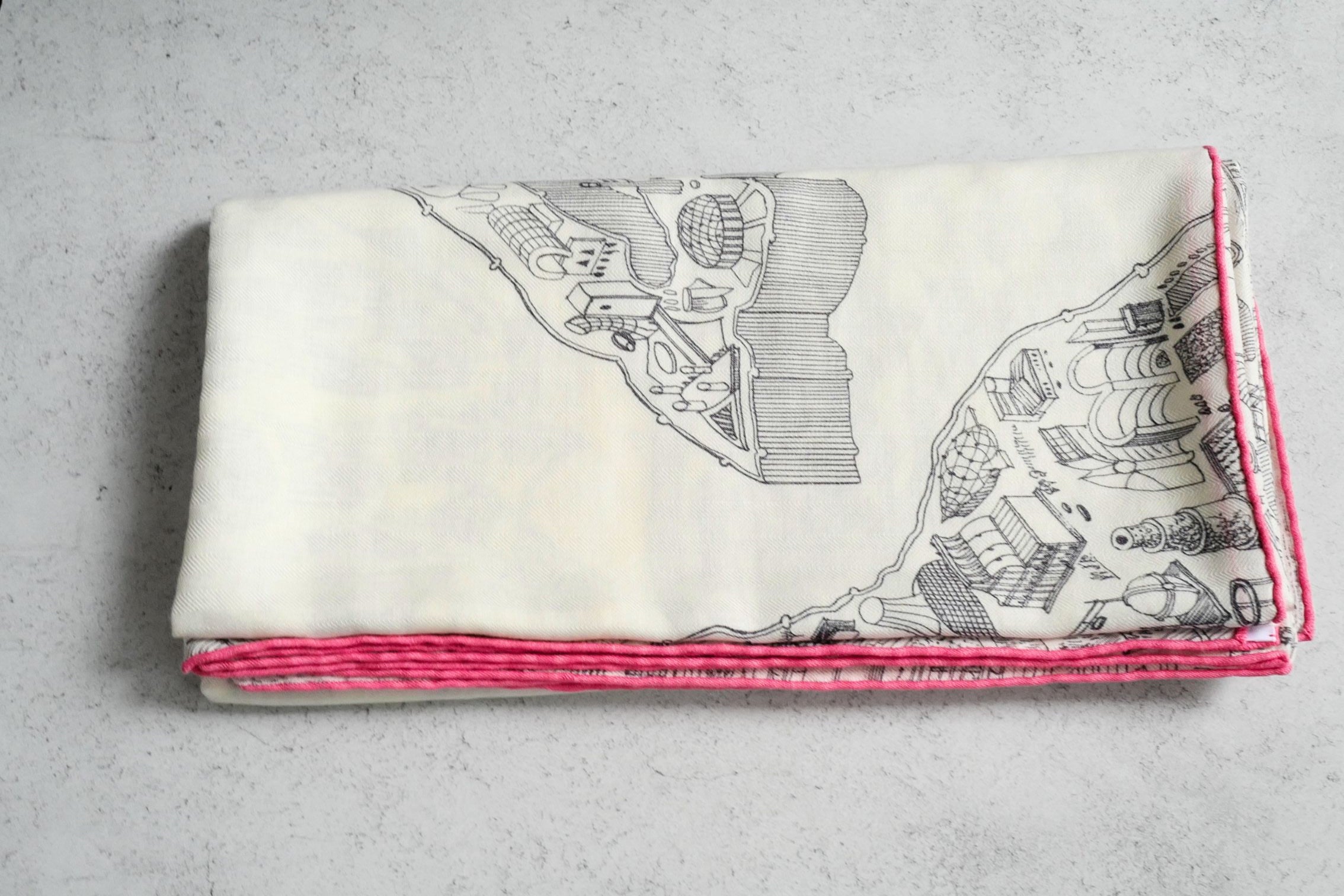 Hermès La Nouvelle Cite Cavaliere Shawl 140 Blanc/Gris/Rose Cashmere Silk