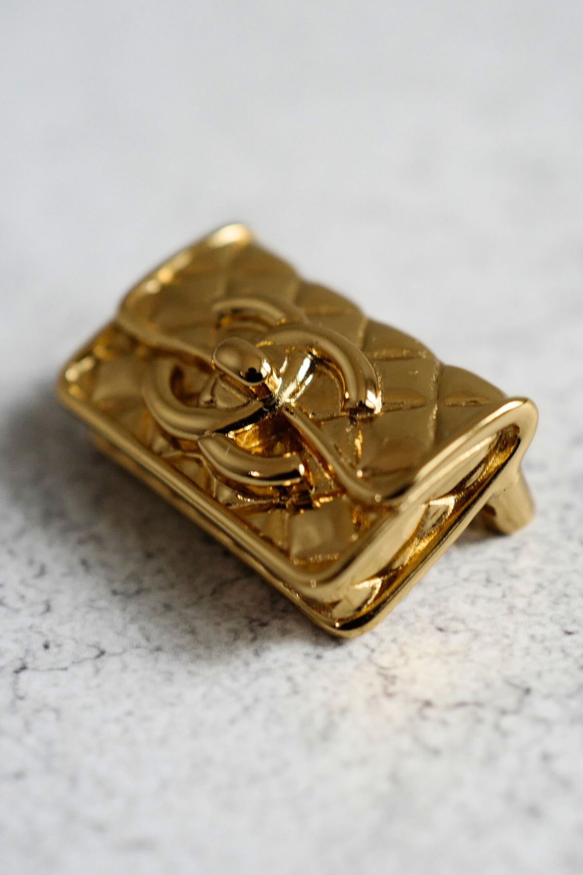 CHANEL Brooch B23K Matelasse bag motif Gold Metal BNIB NEW