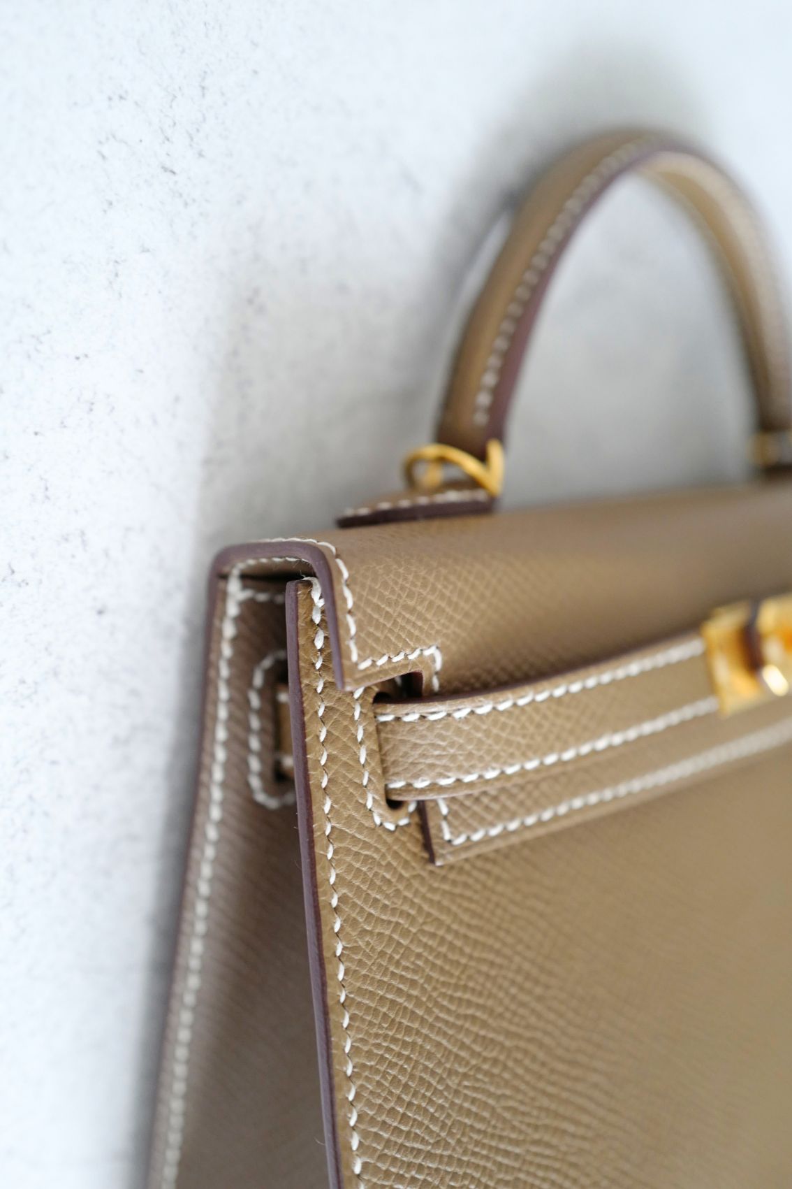 Hermès Mini Kelly Etoupe Epsom Leather Gold Hardware 2024 W Stamp