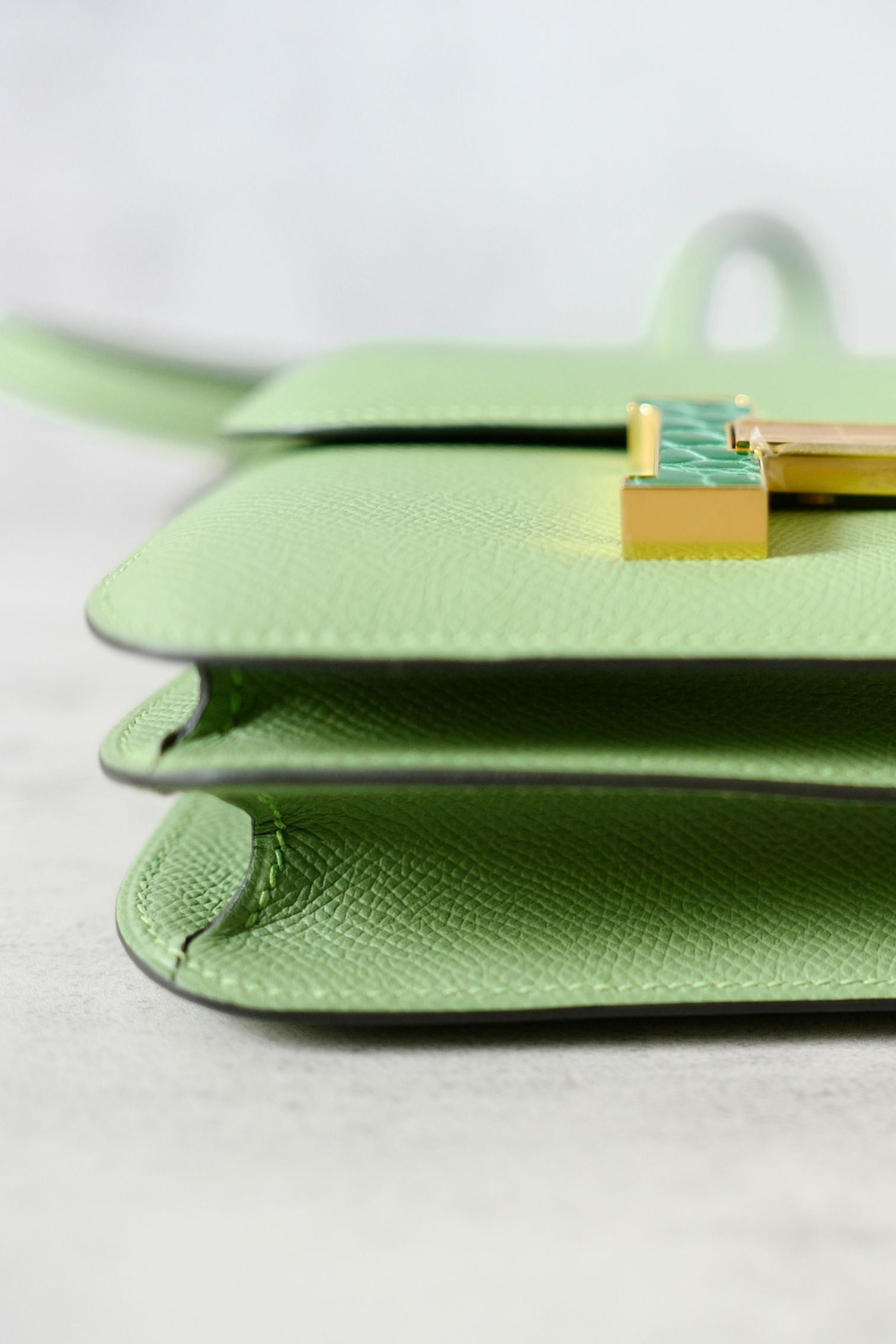 Hermes Constance 18 Vert Criquet Epsom Leather Bag Exotic Buckle GHW