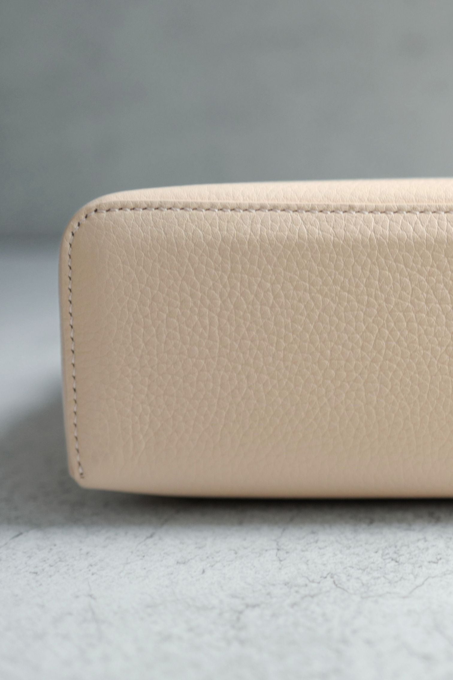 Loro Piana Extra Pocket L19 Vanity Pouch Rose Sakura Pink Calfskin Lea