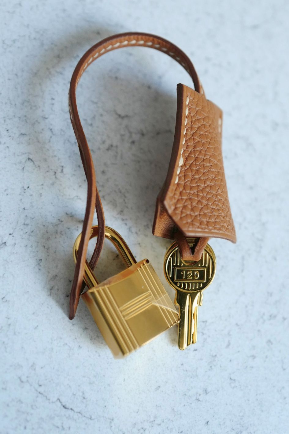 Hermès Kelly 25 Gold Togo Leather Gold Hardware K Stamp