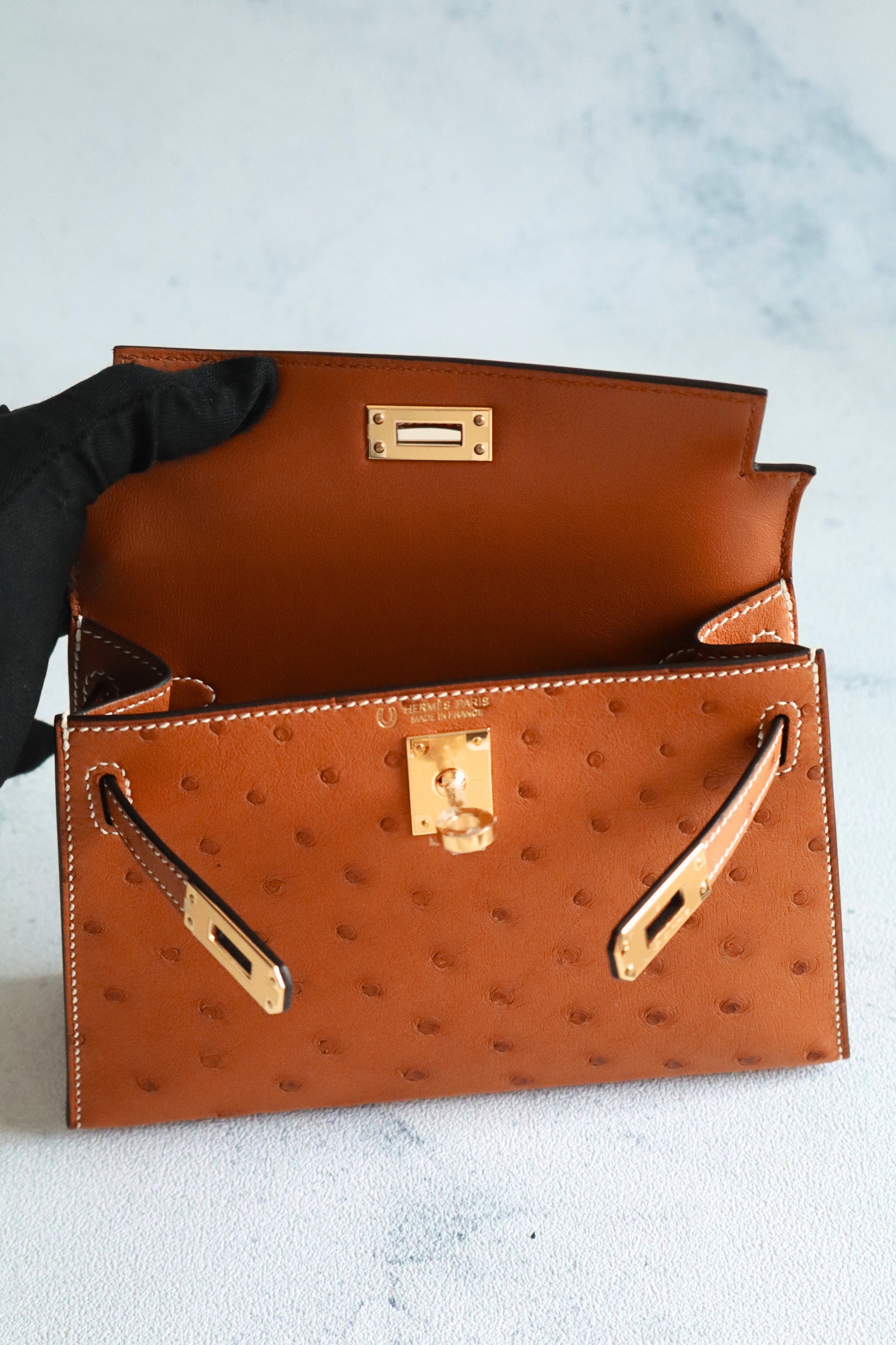 BNIB Hermes Mini Kelly HSS Cognac Ostrich with Craie Stitching GHW G Stamp 2026