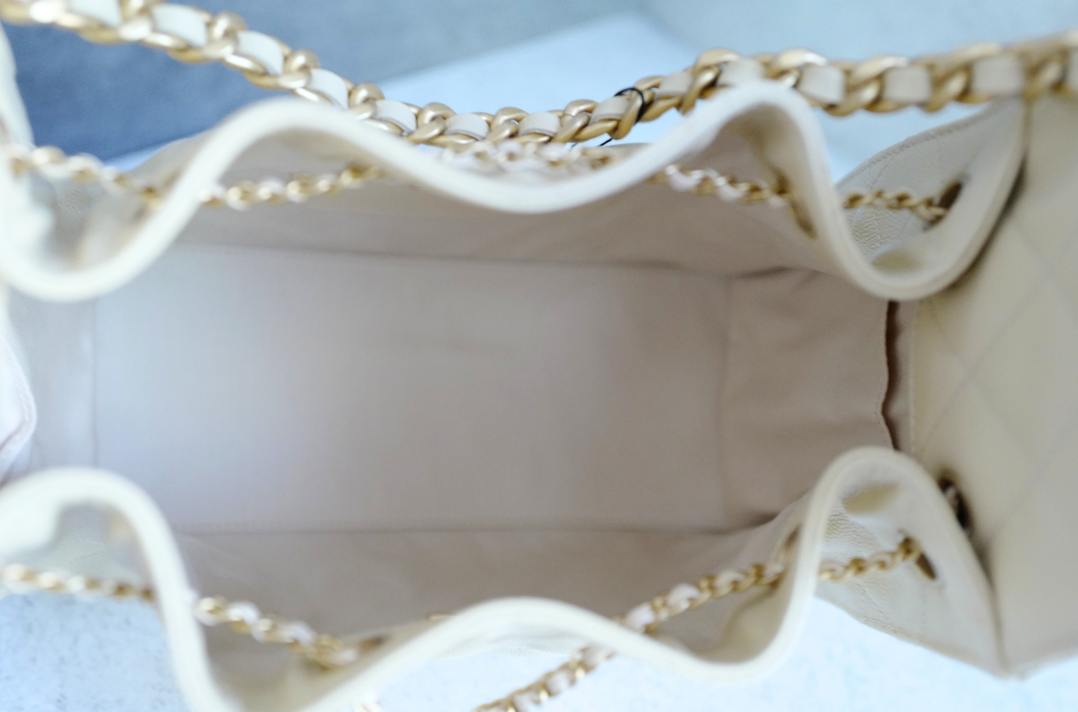 BNIB Chanel 25K Small Hobo Bag Light Beige with Gold Hardware