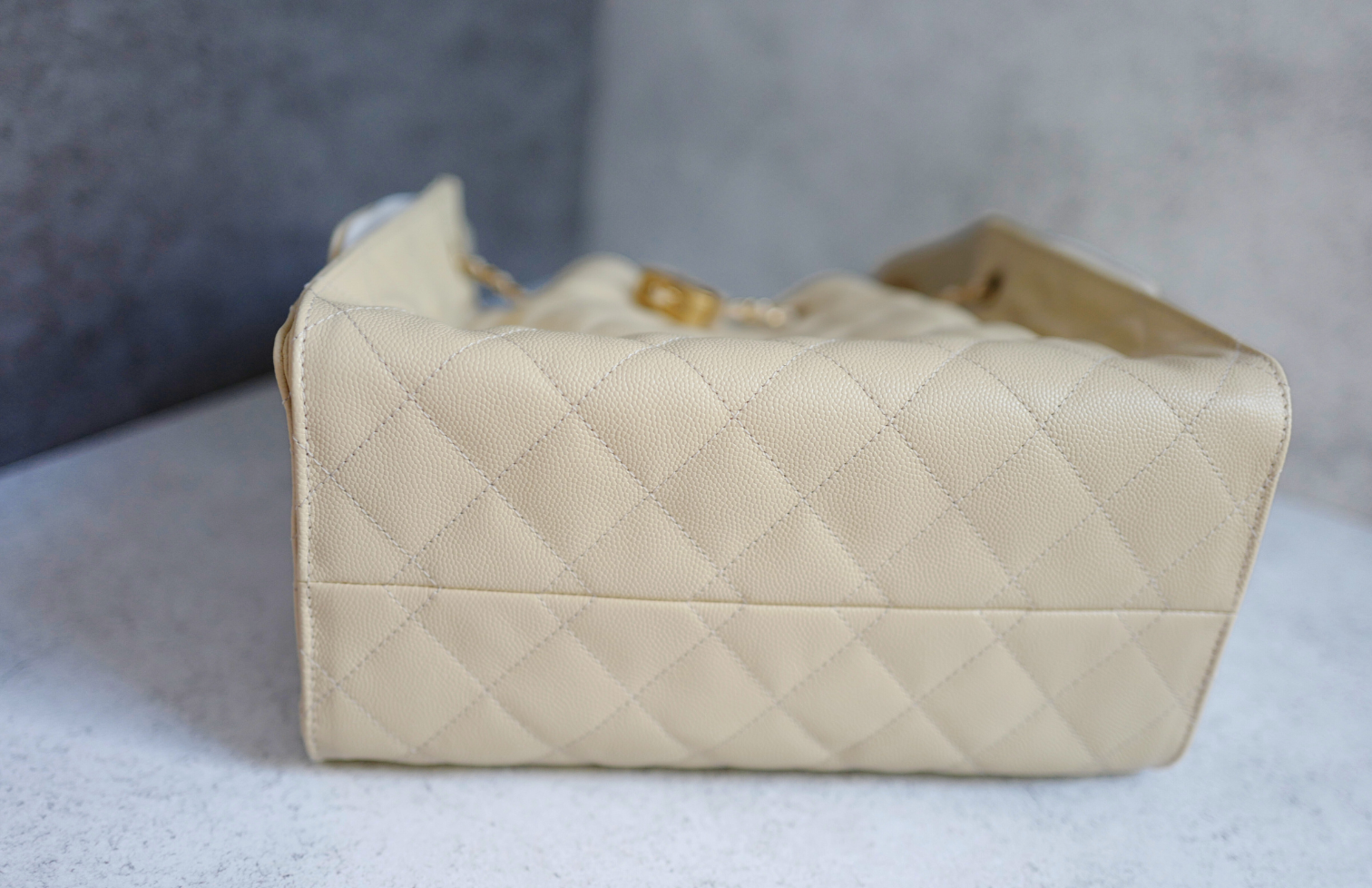 BNIB Chanel 25K Small Hobo Bag Light Beige with Gold Hardware