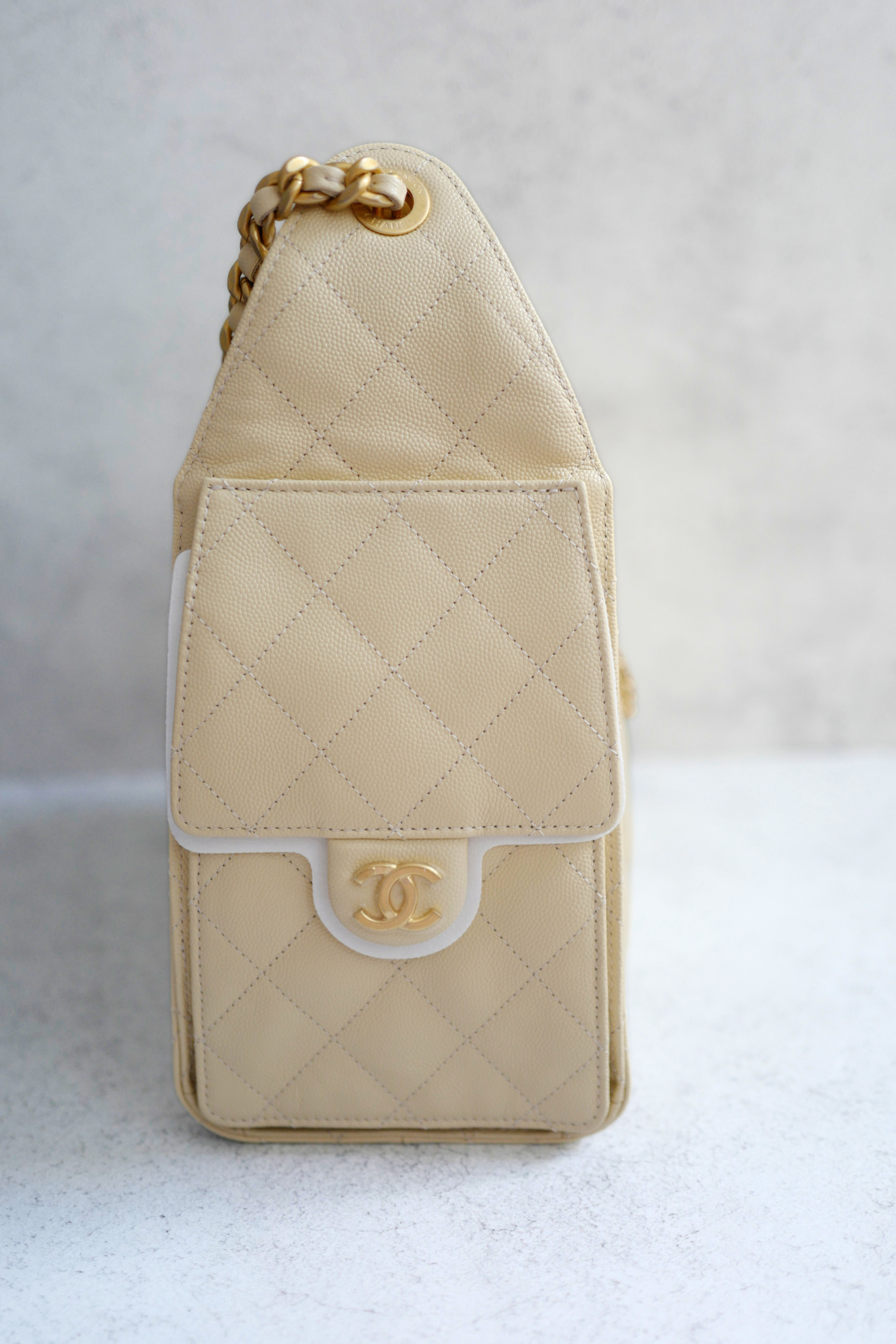 BNIB Chanel 25K Small Hobo Bag Light Beige with Gold Hardware