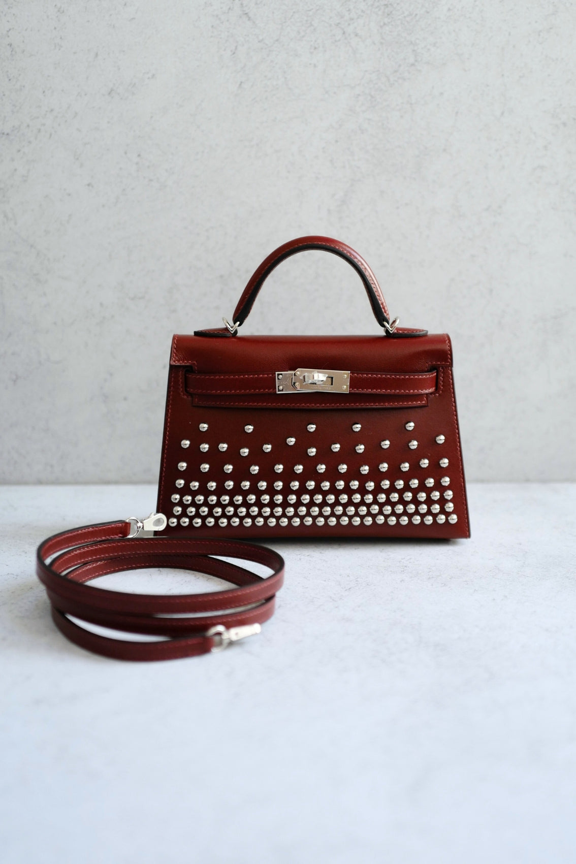 Hermès Kelly 20 Clouté Rouge H Palladium Hardware Stamp K