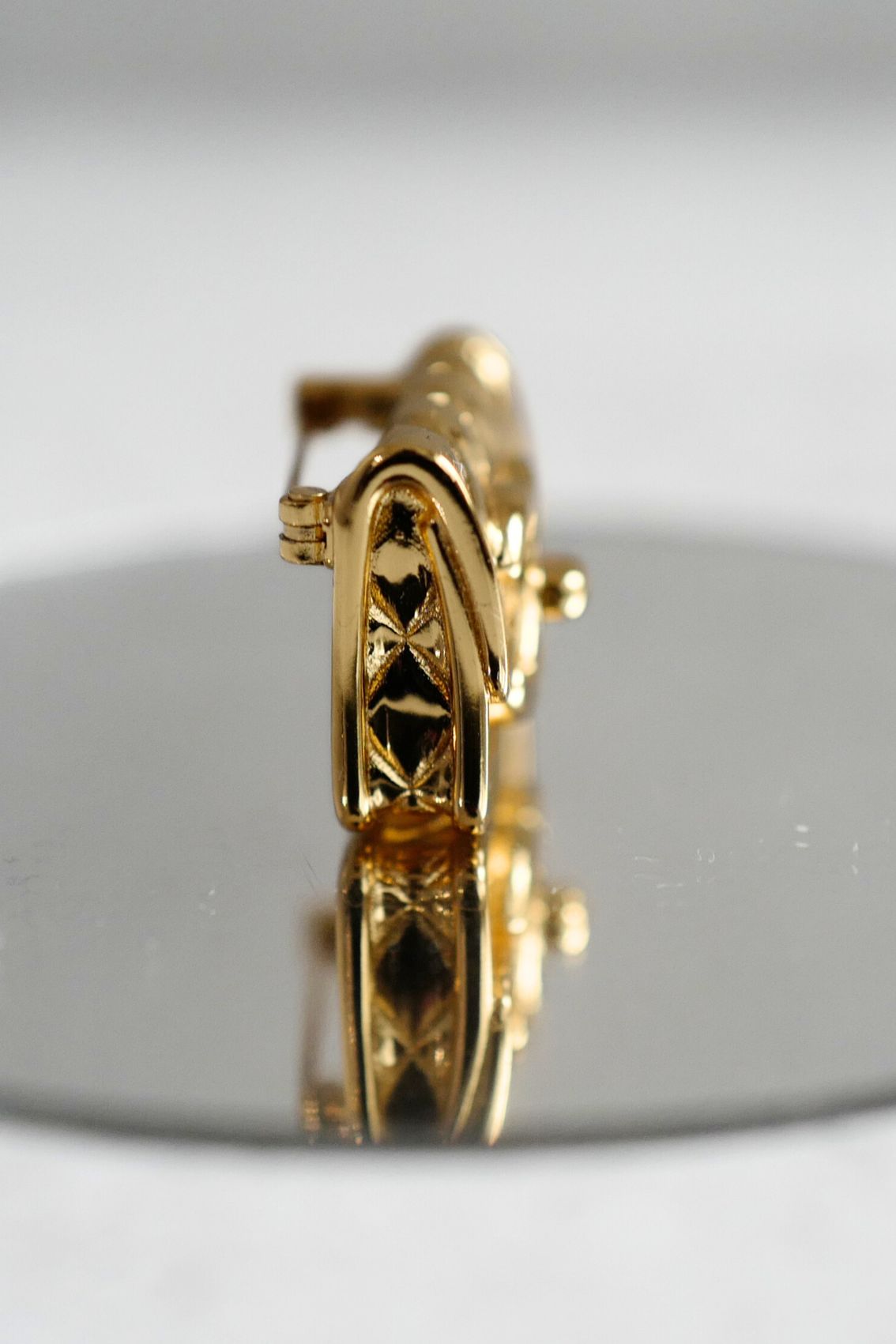 CHANEL Brooch B23K Matelasse bag motif Gold Metal BNIB NEW