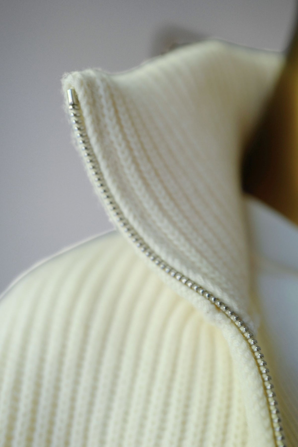 NEW Hermes Blouson Cardigan Wool Knit Blanc Naturel Size 34