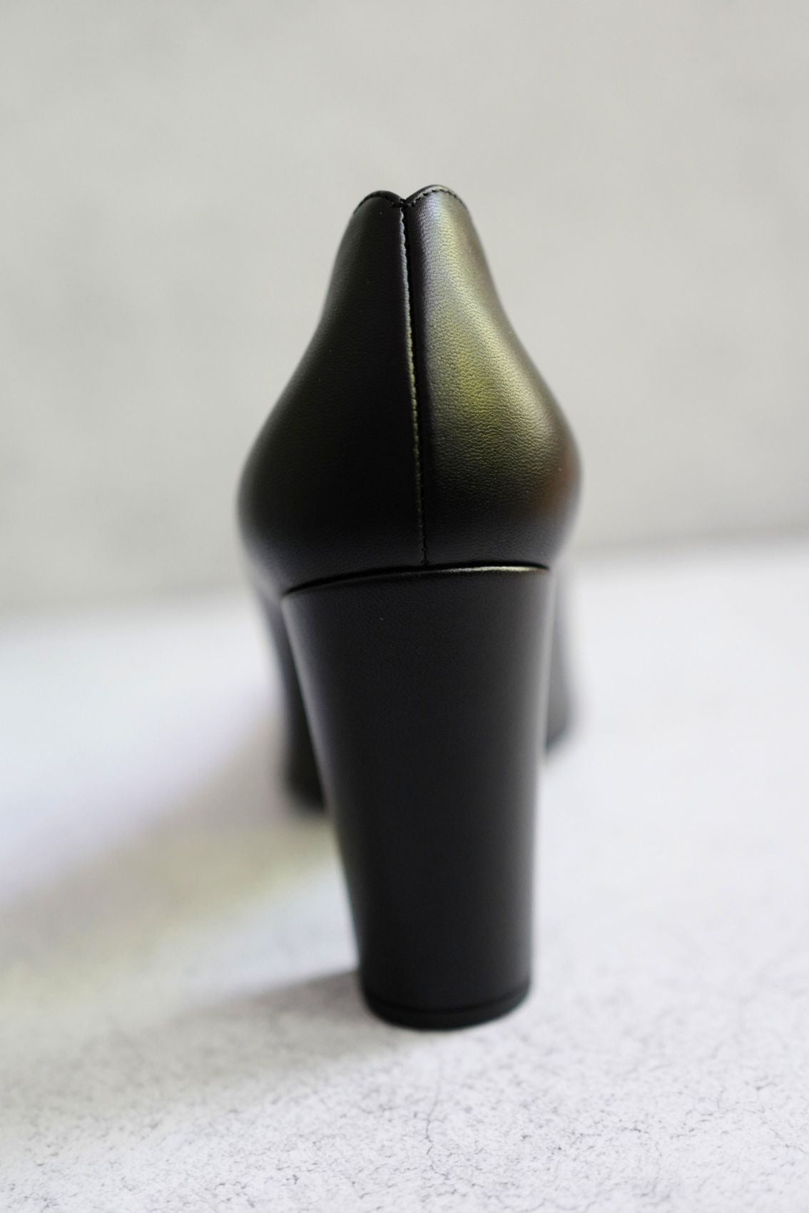 Chanel 26S Pumps Matthieu Blazy's Black/Green Lambskin Patent Calfskin Size 38c