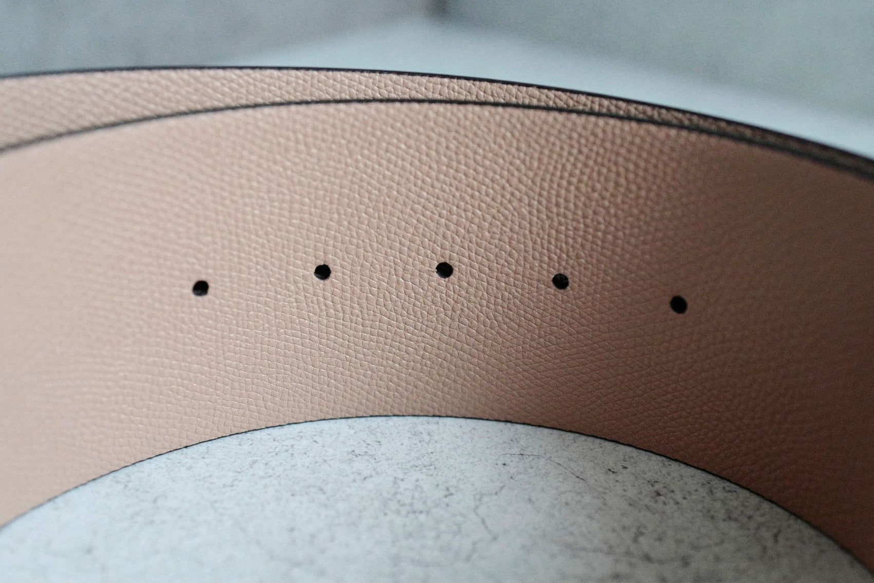 Valentino Vlogo Hammered Buckle Reversible Wide Signature Belt Burgundy/Blush