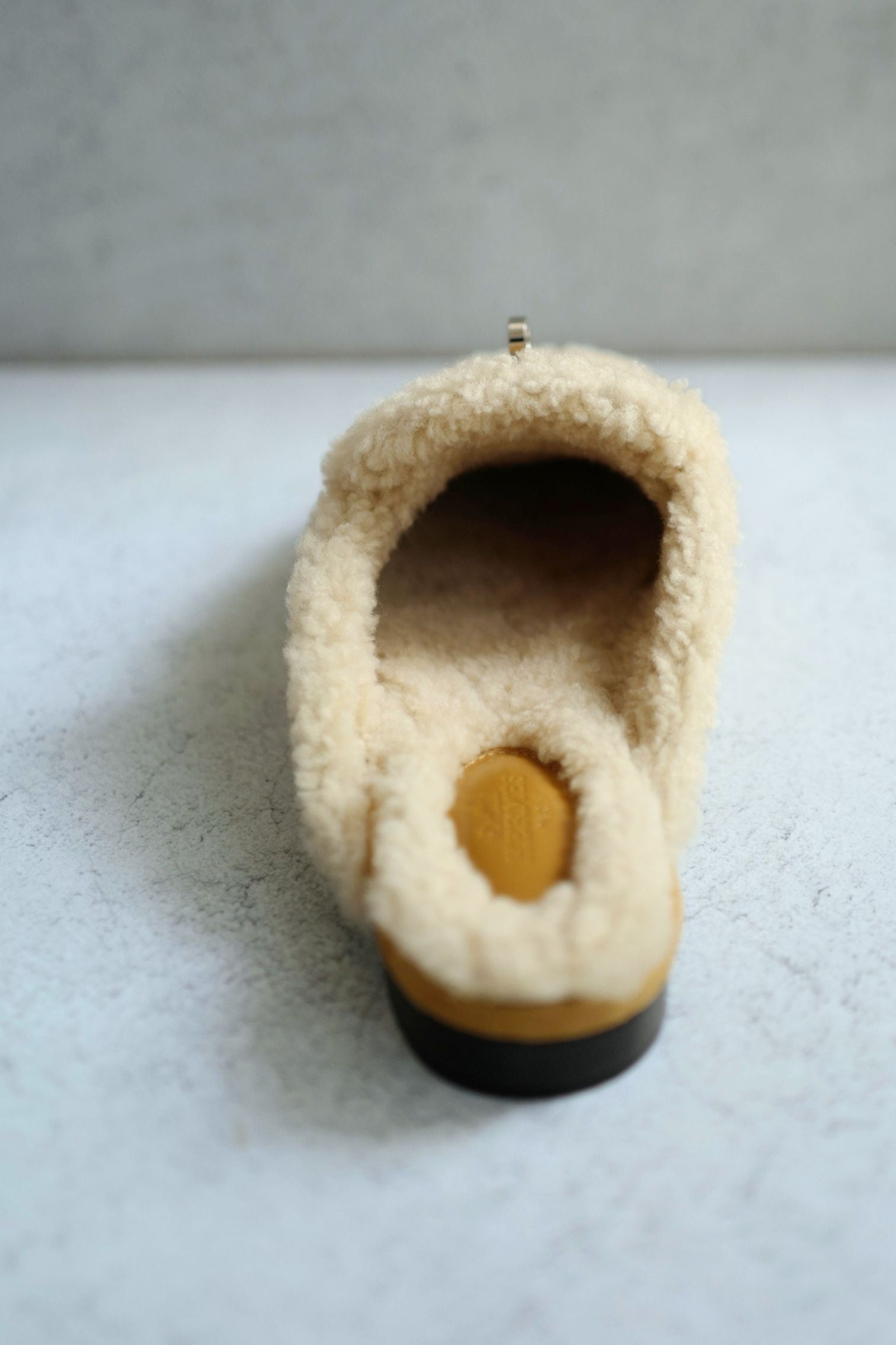 BNIB Hermes Oz Mule Shearling Miel / Ecru Suede Palladium Hardware size 38
