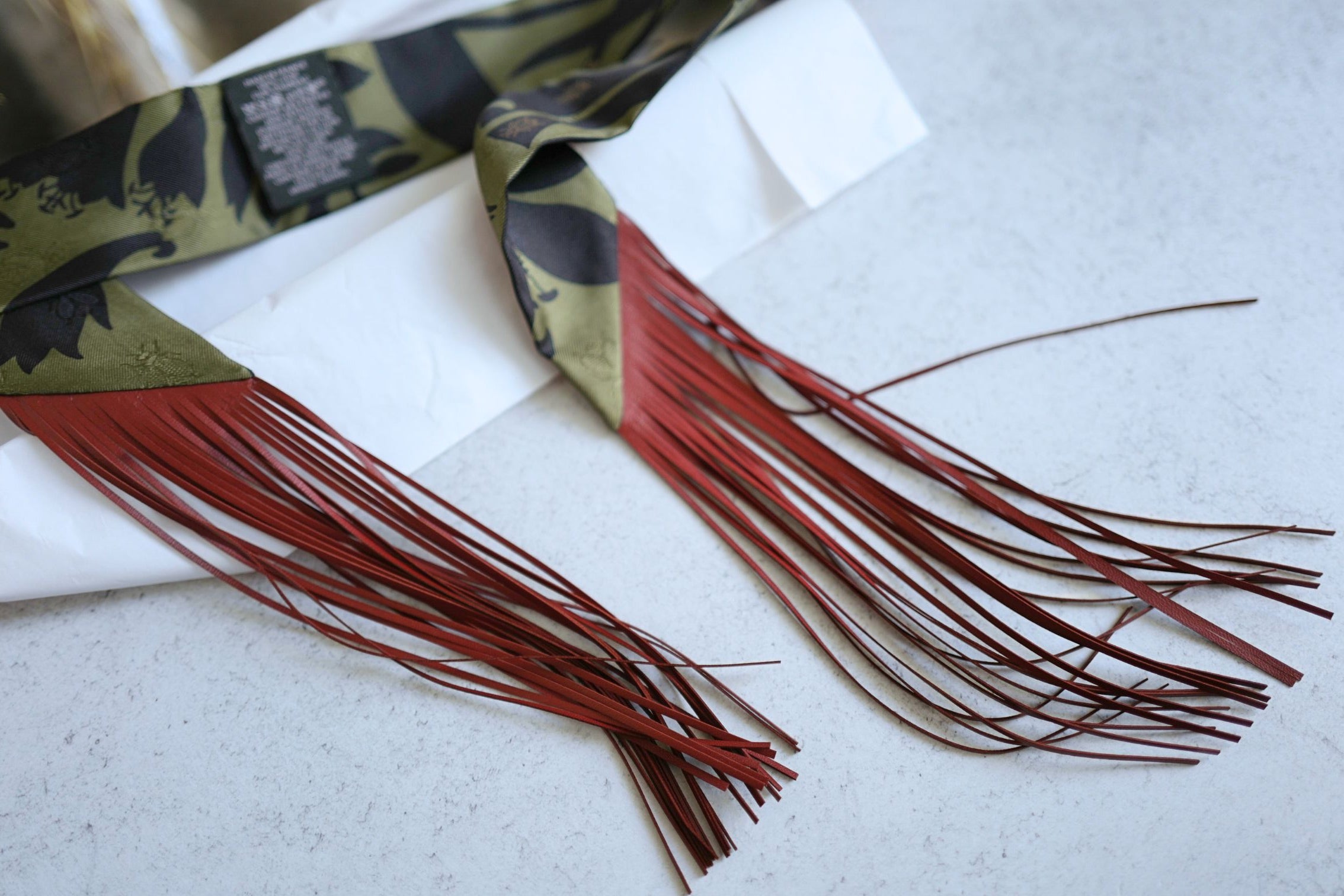 Hermès Twilly Bouquet Final Silk Noir/Vert Loden/Rouge H with Leather Fringe