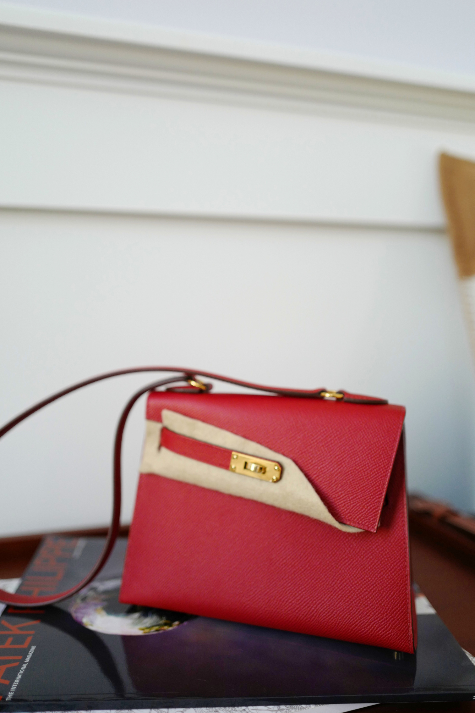 BNIB Hermès Kelly Désordre 20 Bag Rouge Pigment Epsom Leather with Gold Hardware
