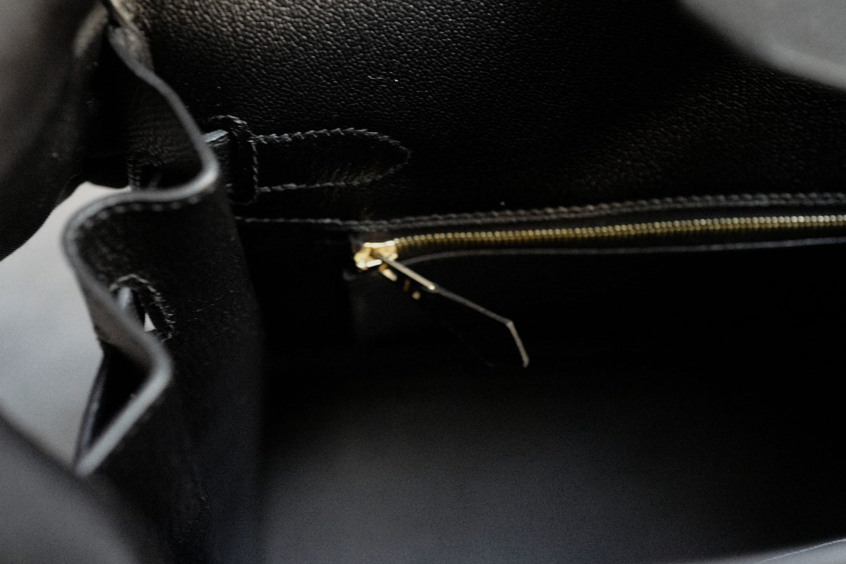 Hermès Birkin 30 Black Epsom Leather Gold Hardware D Stamp 2019