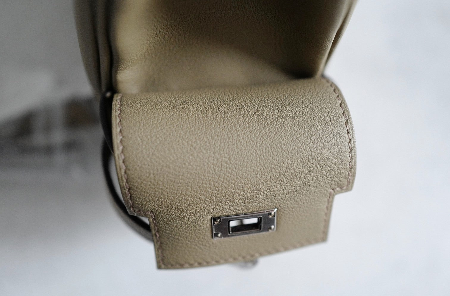 Hermès Kelly Jump Beige Marfa Swift Leather Palladium Hardware W/2024