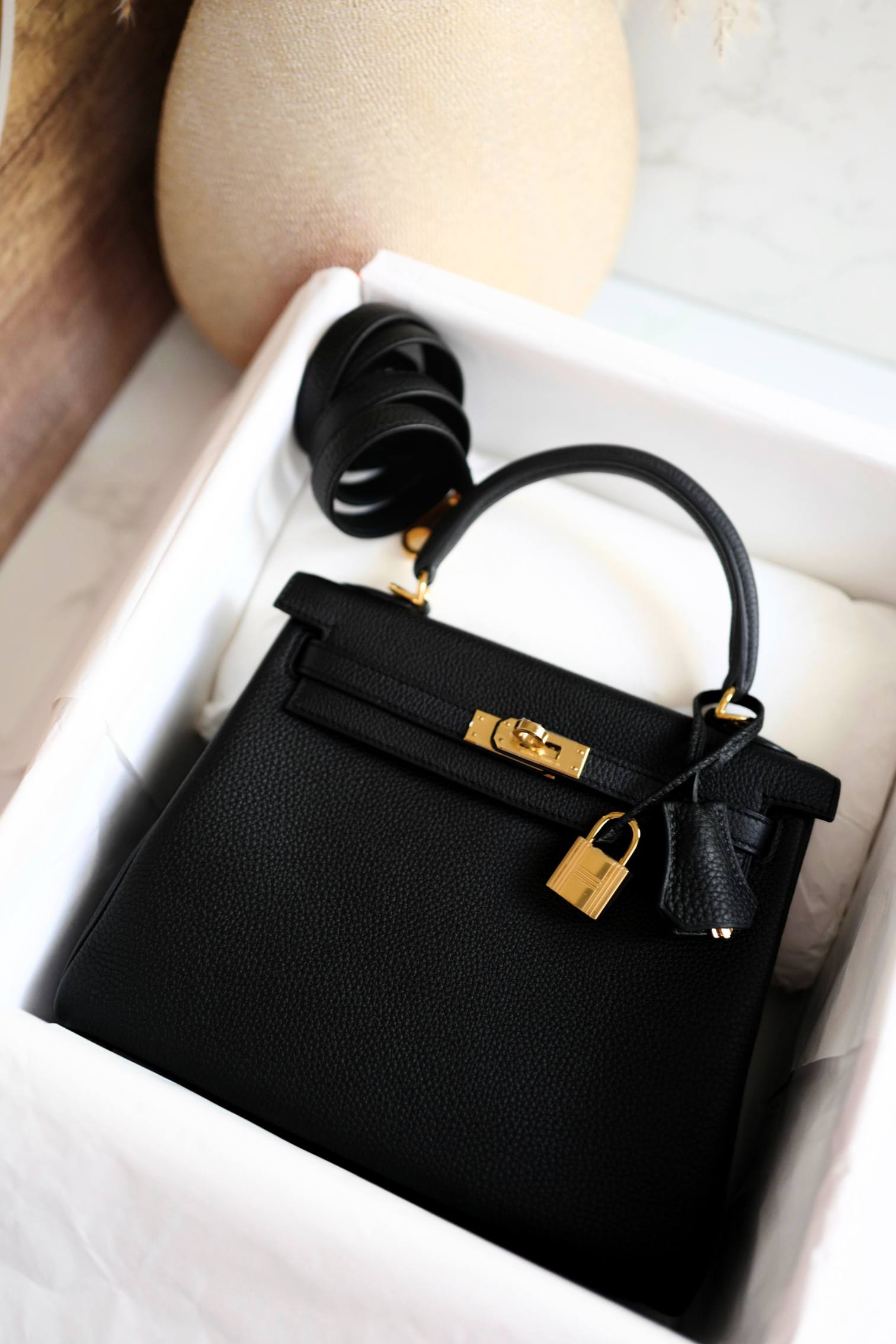 BNIB Hermes Kelly 25 Black Togo Retourne Gold HW W 2024 Complete With Receipt