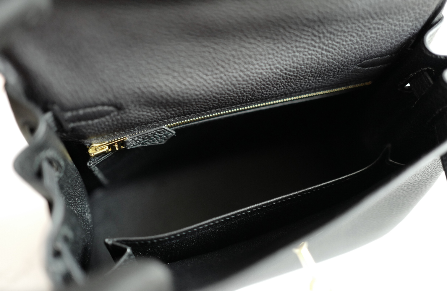 BNIB Hermes Kelly 25 Black Togo Retourne Gold HW W 2024 Complete With Receipt
