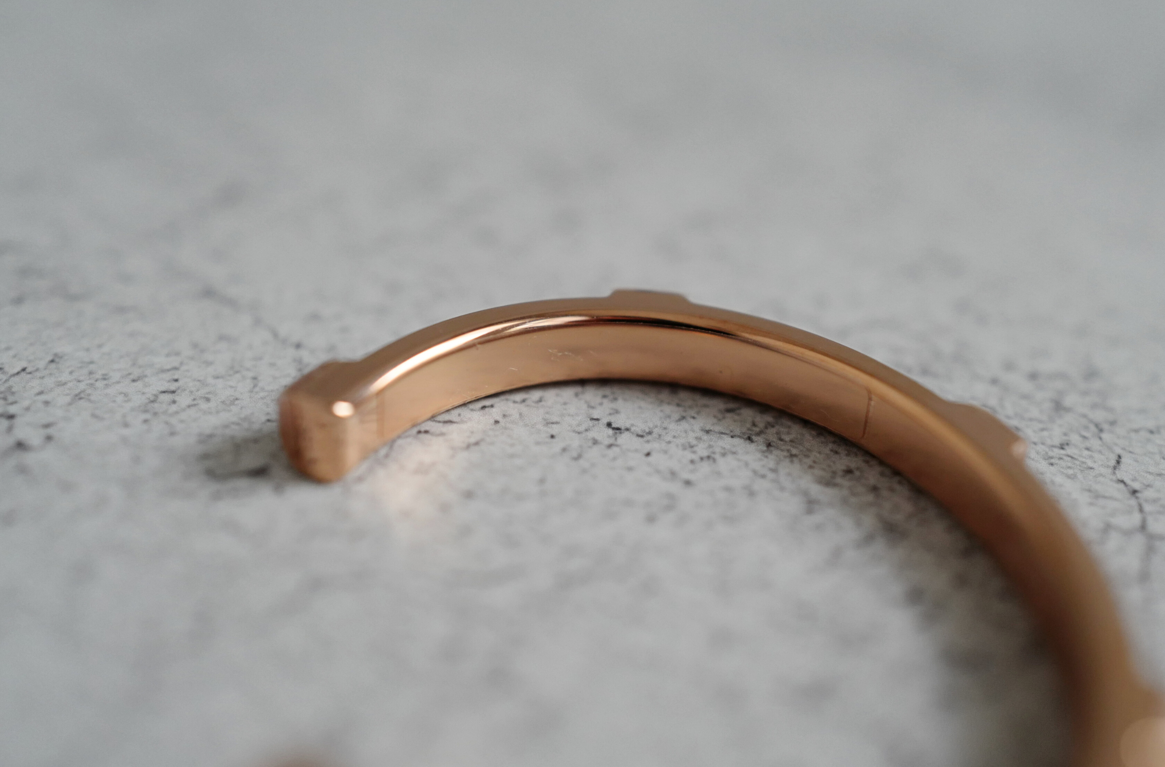 Hermès Athena Bracelet T2 Rouge H Box Calfskin Rose Gold Hardware