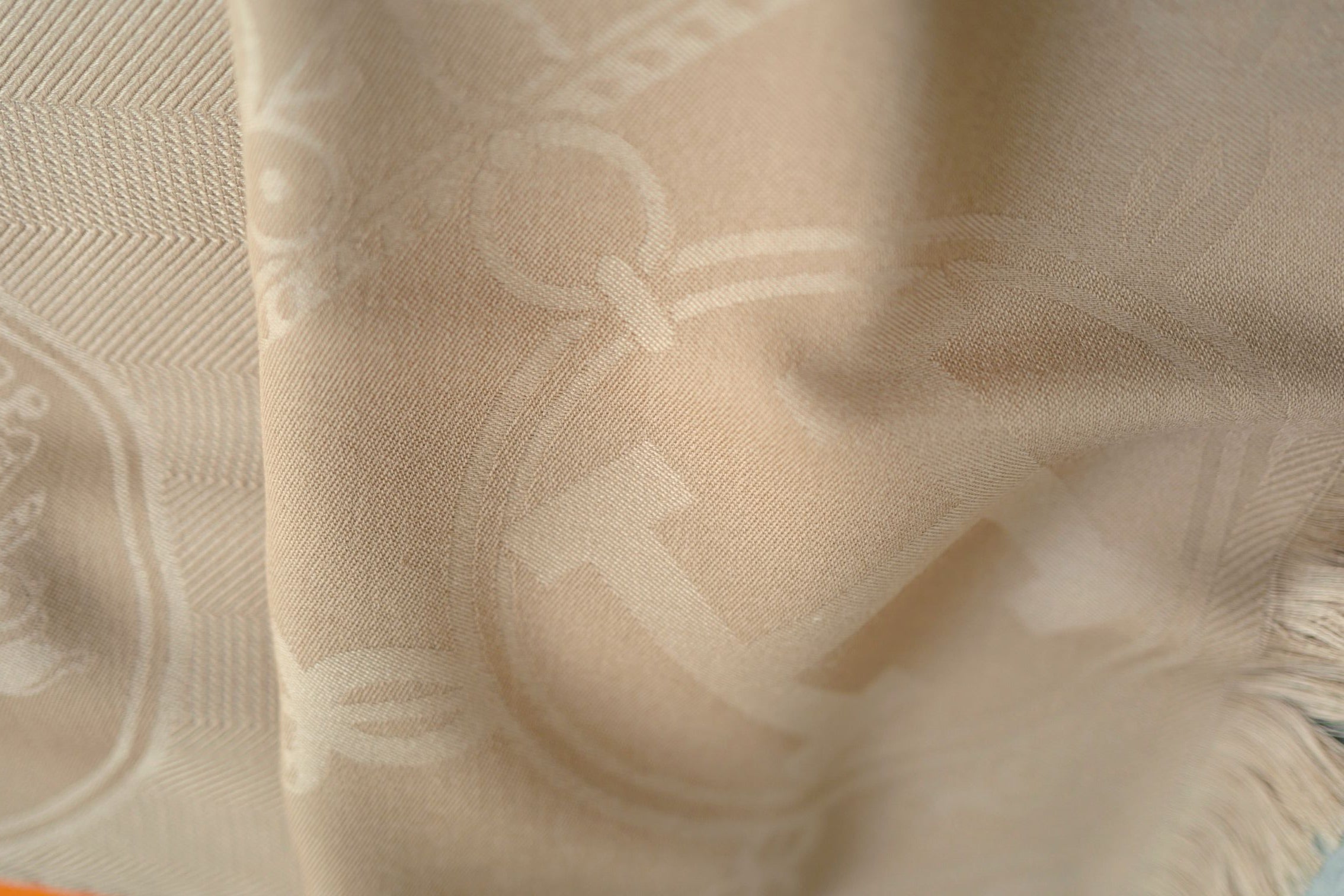 Hermès New Libris Stole Cashmere Silk Kraft Confettis d’Ex-Libris Jacquard
