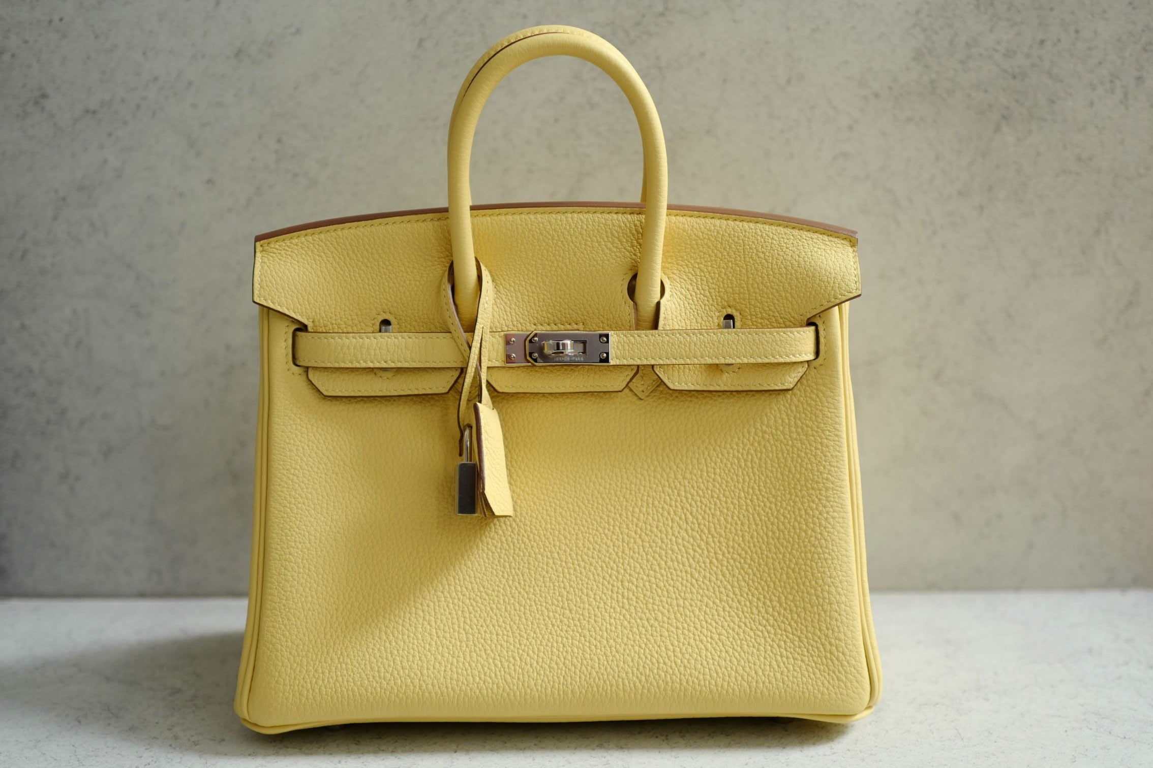 BNIB Hermès Birkin 25 Jaune Poussin Togo Leather Palladium Hardware G Stamp 2026