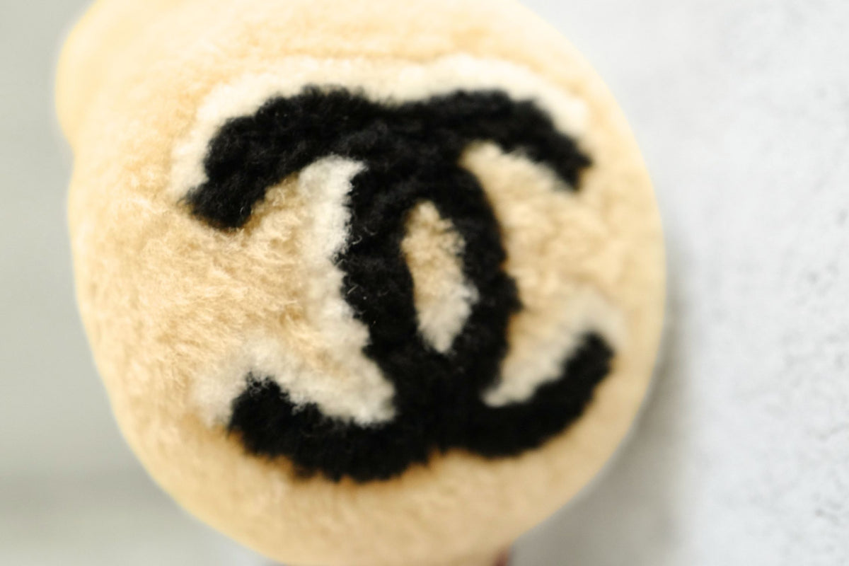 NEW Chanel 26N Coco Neige Earmuffs CC Logo Lamb Shearling in Beige and Burgundy