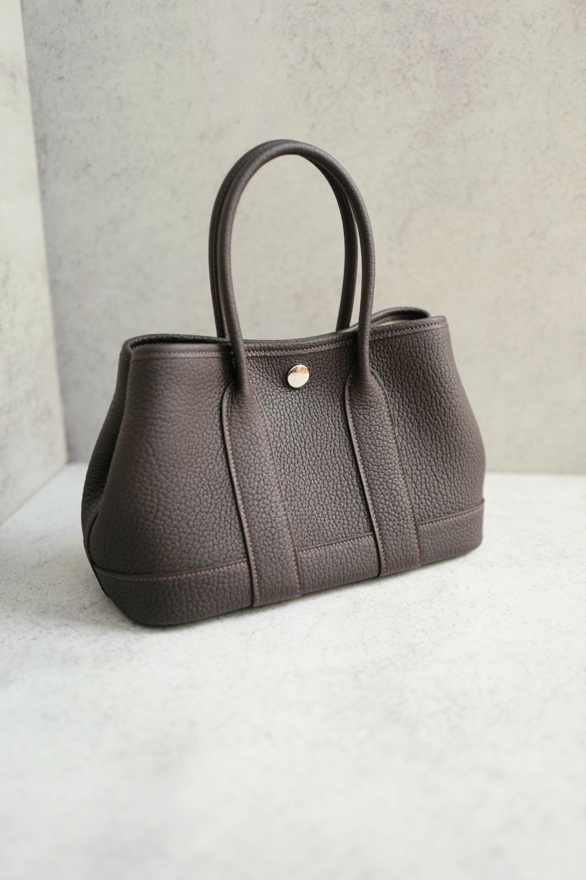 BNIB Hermes Mini Garden Party Neo 23 Bai Brun in Negonda Calfskin PHW G stamp