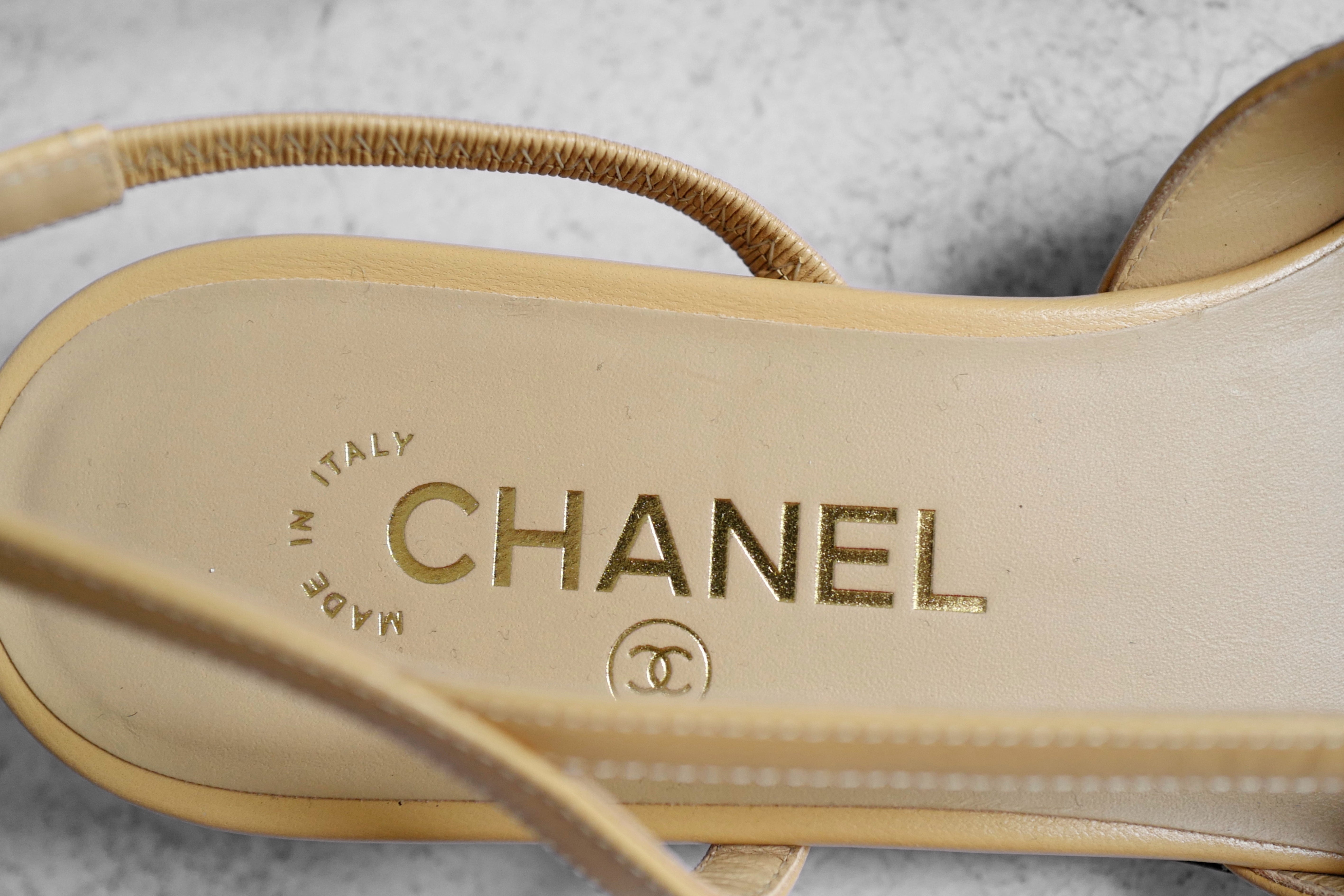 Chanel 26S Slingbacks Beige Black Goatskin Grosgrain Size 38