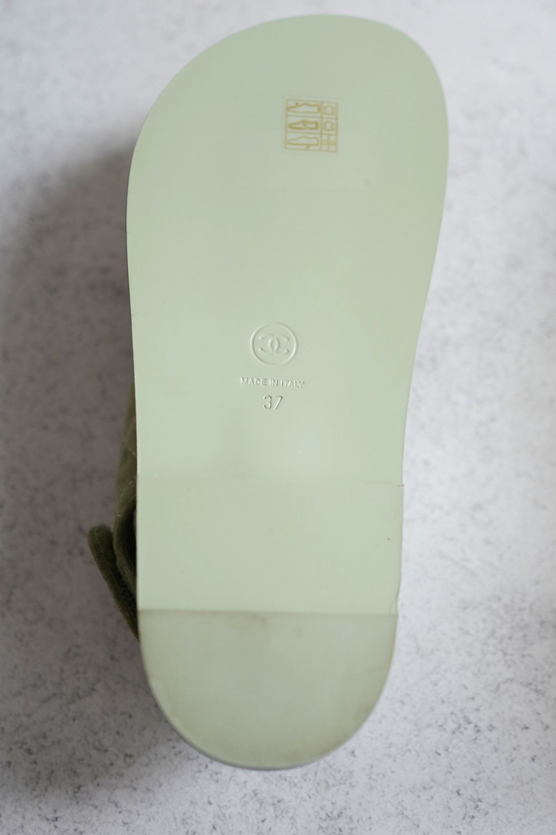 Chanel DAD SANDALS Green SUEDE LEATHER SANDAL Size 37 BNIB