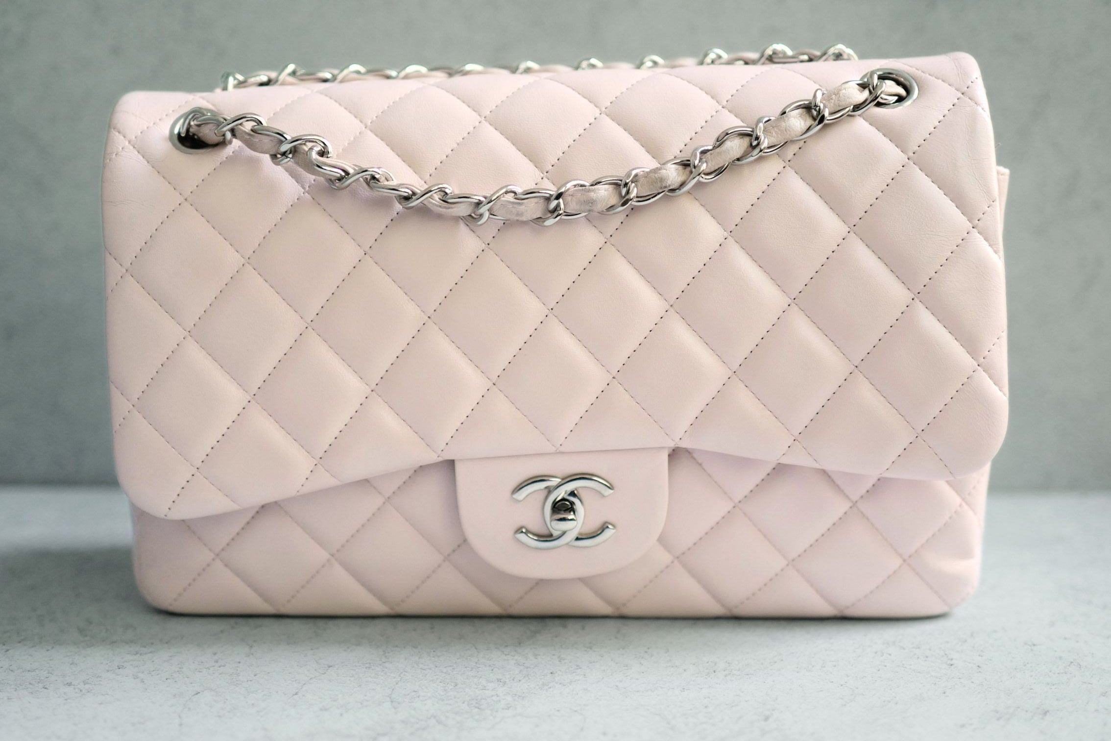 Preowned Chanel Jumbo Classic Flap in Baby Pink Rose Clair Lambskin #13