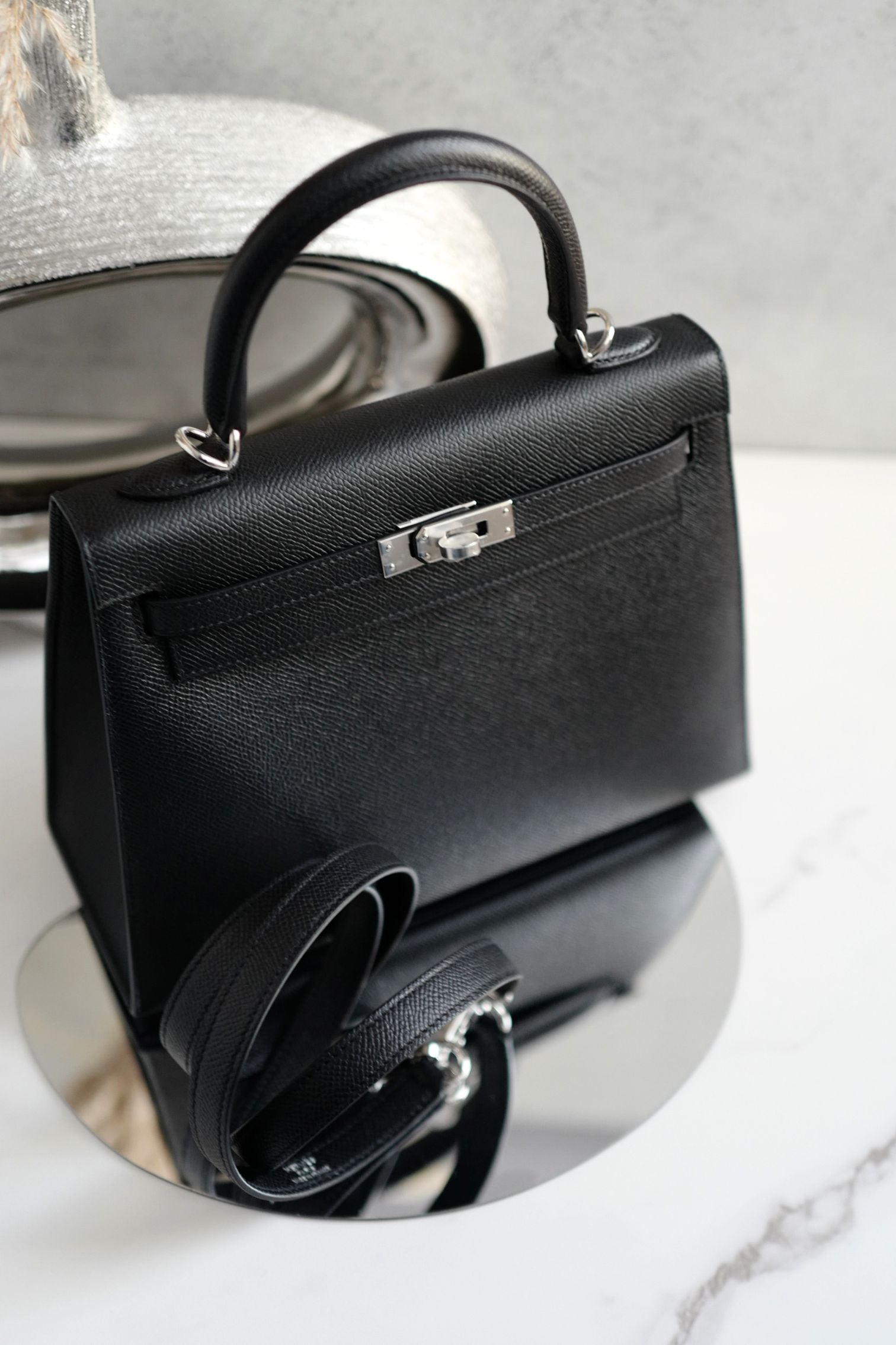 Hermès Kelly 25 Black Epsom Sellier Palladium Hardware K Stamp 2026